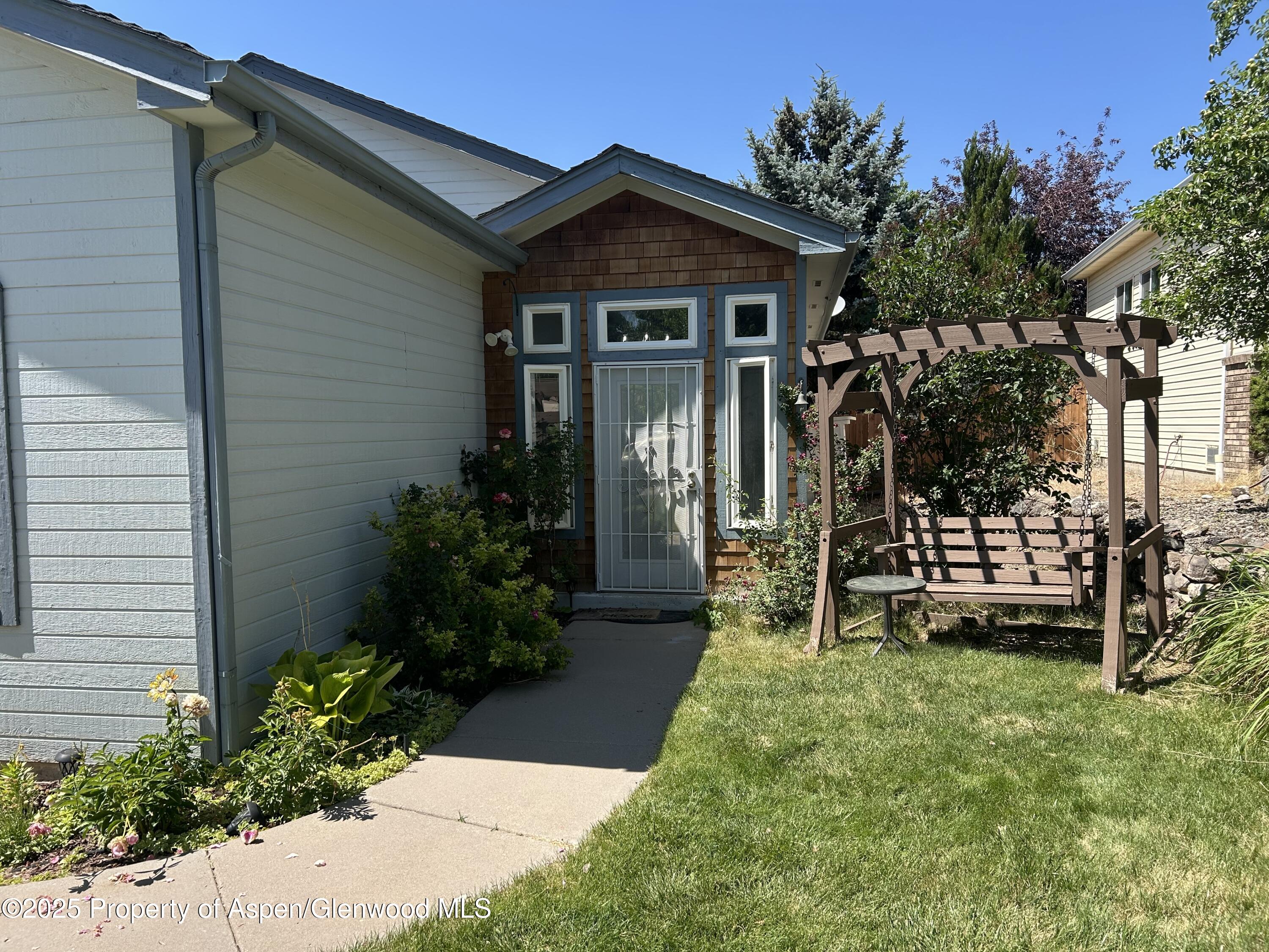 15 Pinyon Place Parachute CO 81635