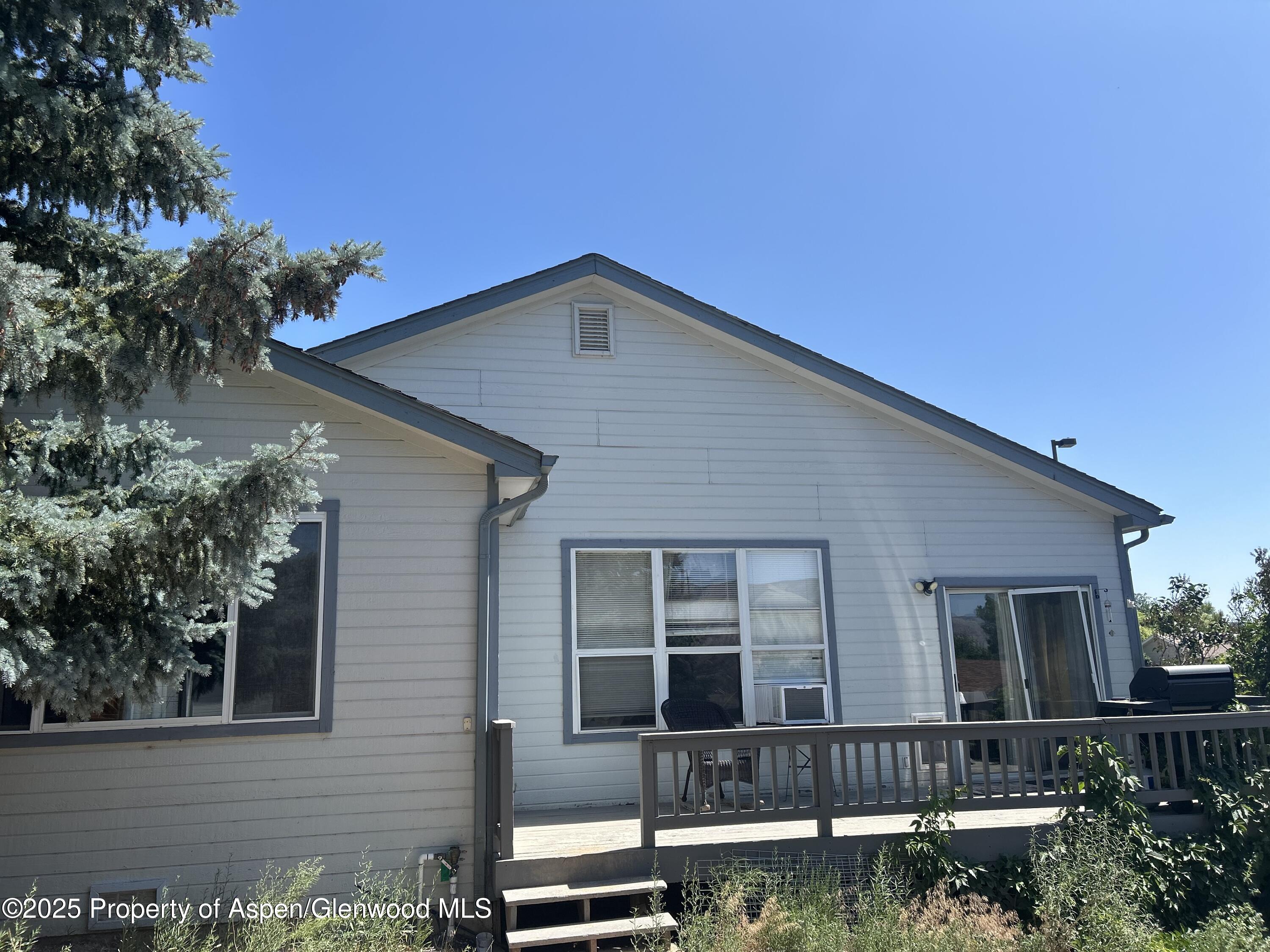 15 Pinyon Place Parachute CO 81635