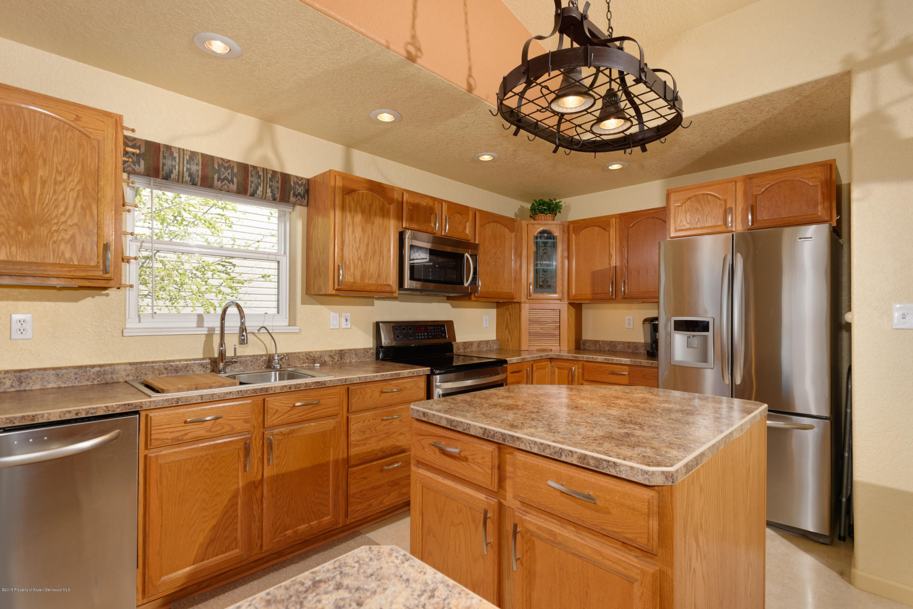 1625 Dogwood Drive Rifle CO 81650