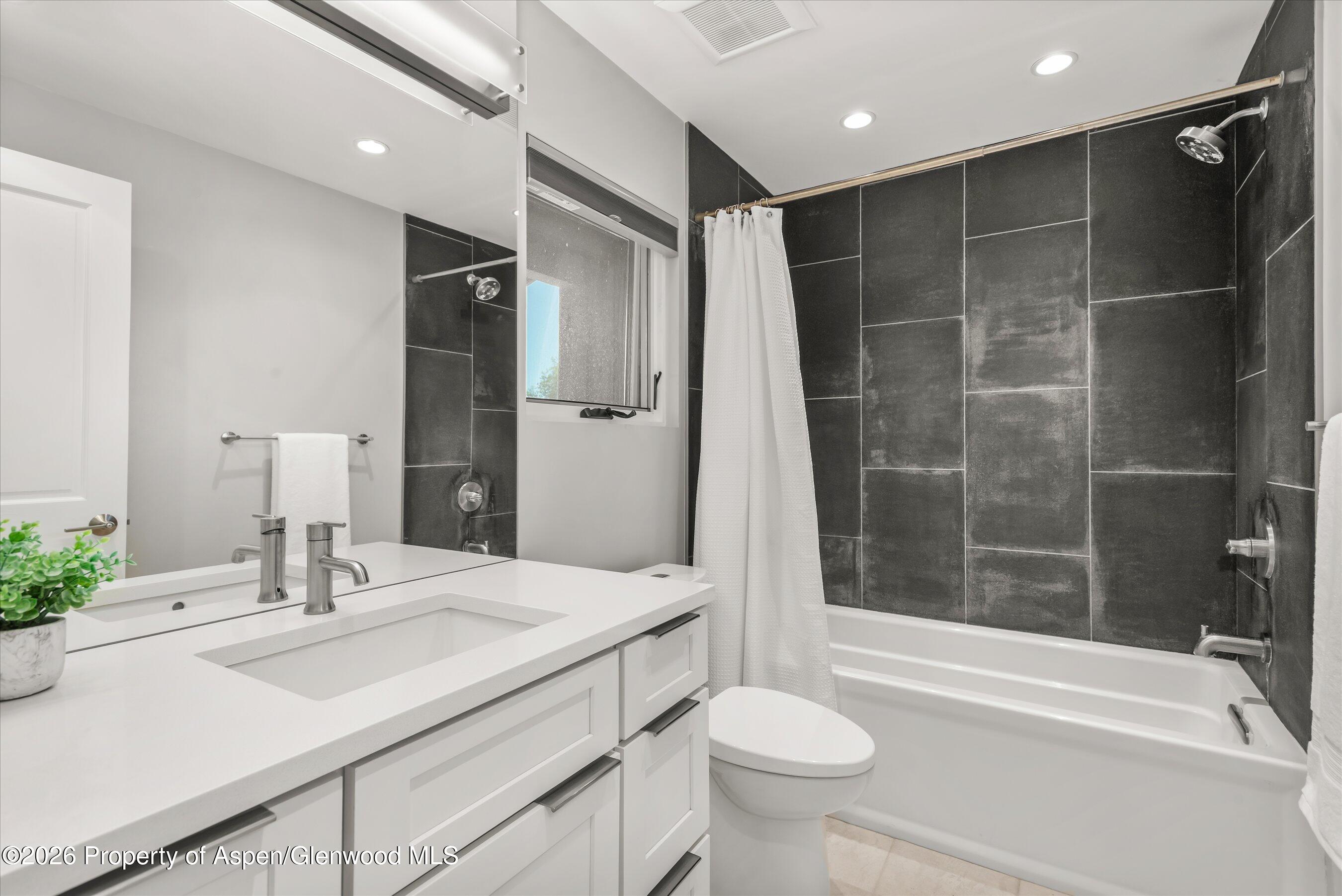 1164 Kings Row Street Carbondale CO 81623