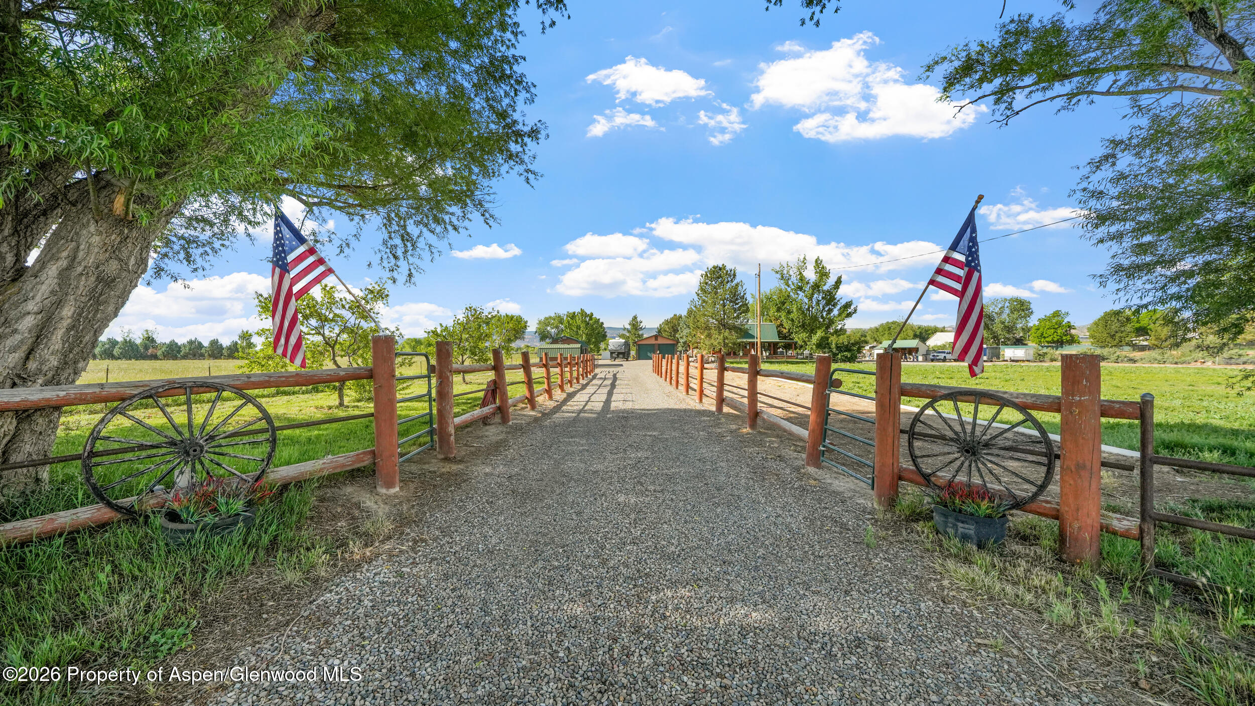 1355 N Road Loma CO 81524