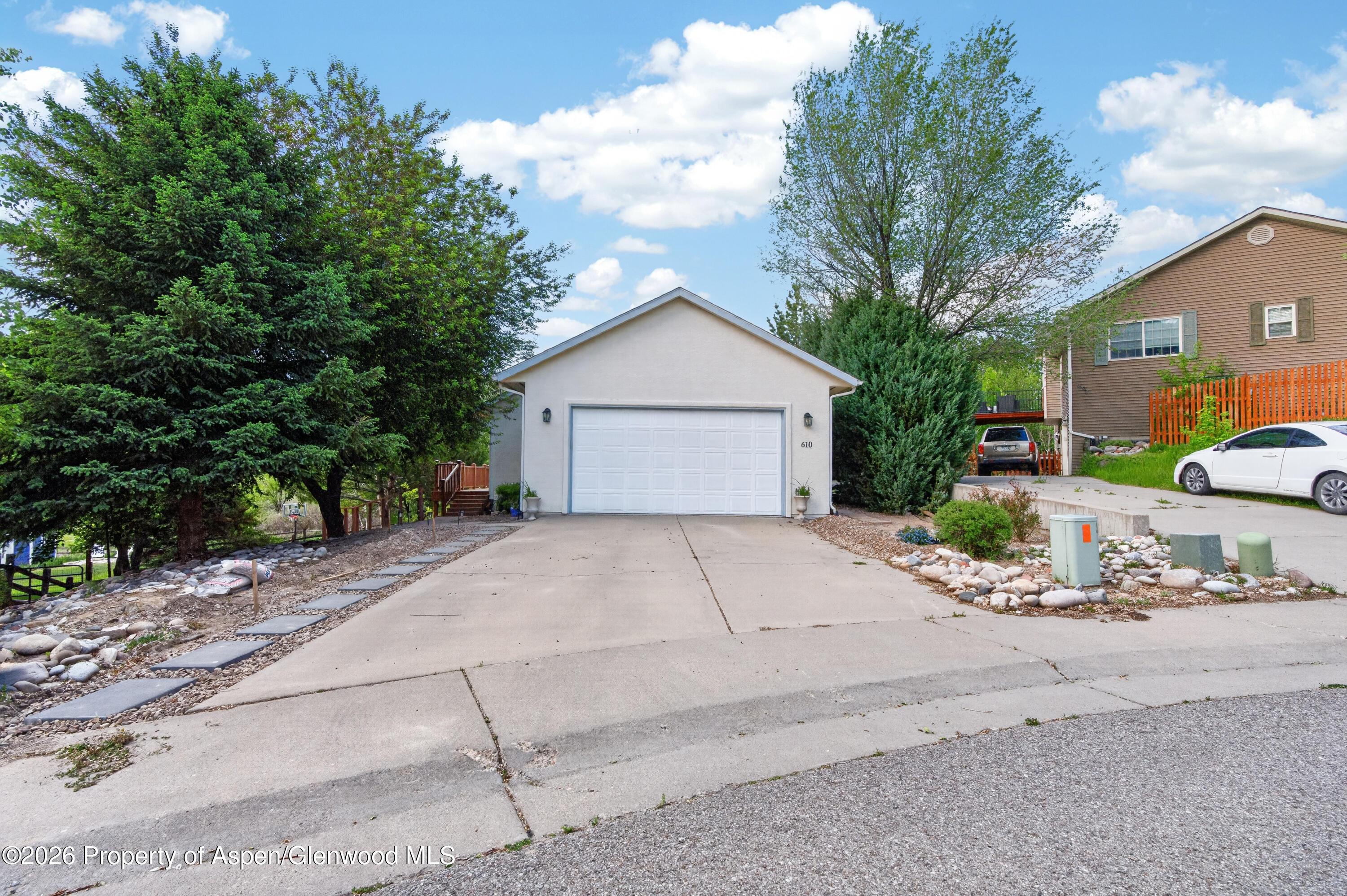 610 E 1st New Castle CO 81647