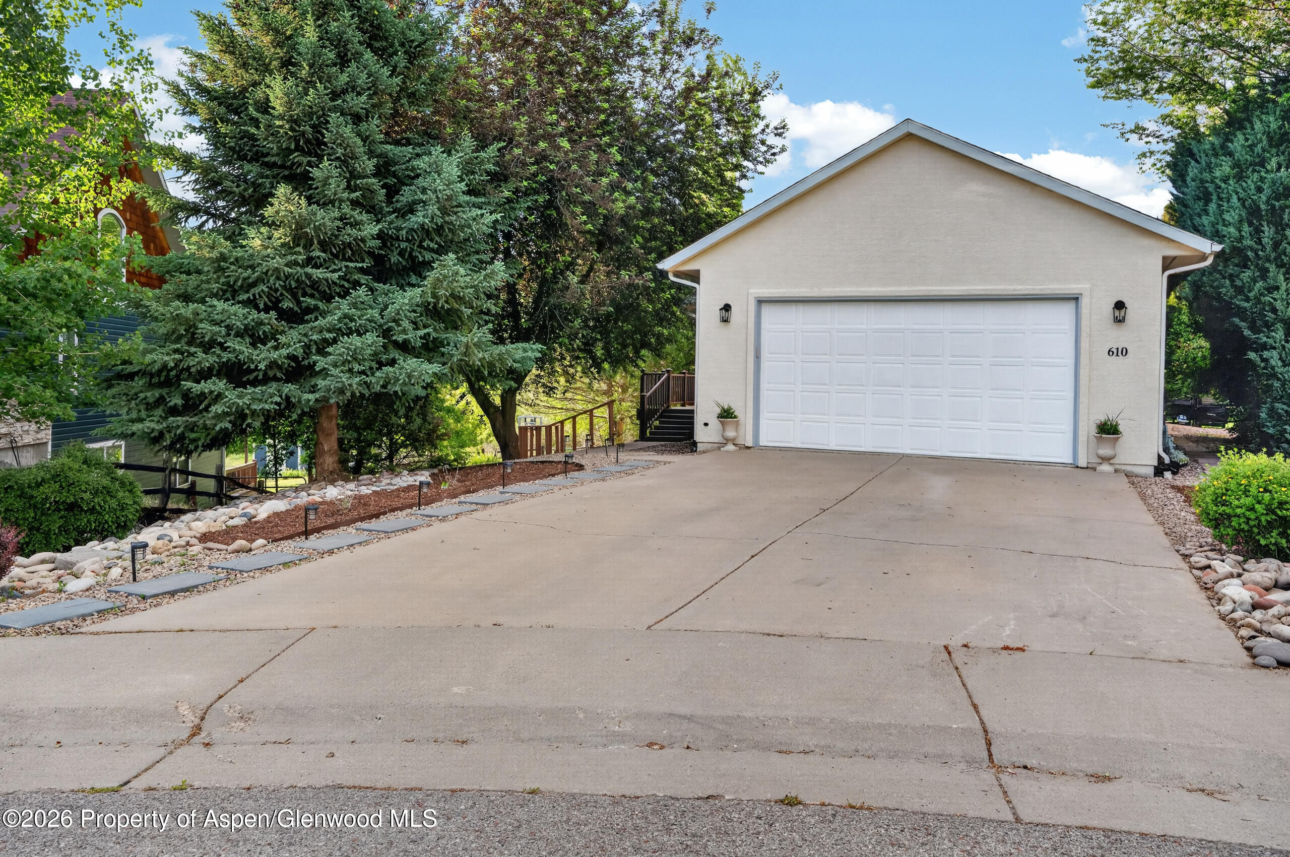 610 E 1st New Castle CO 81647