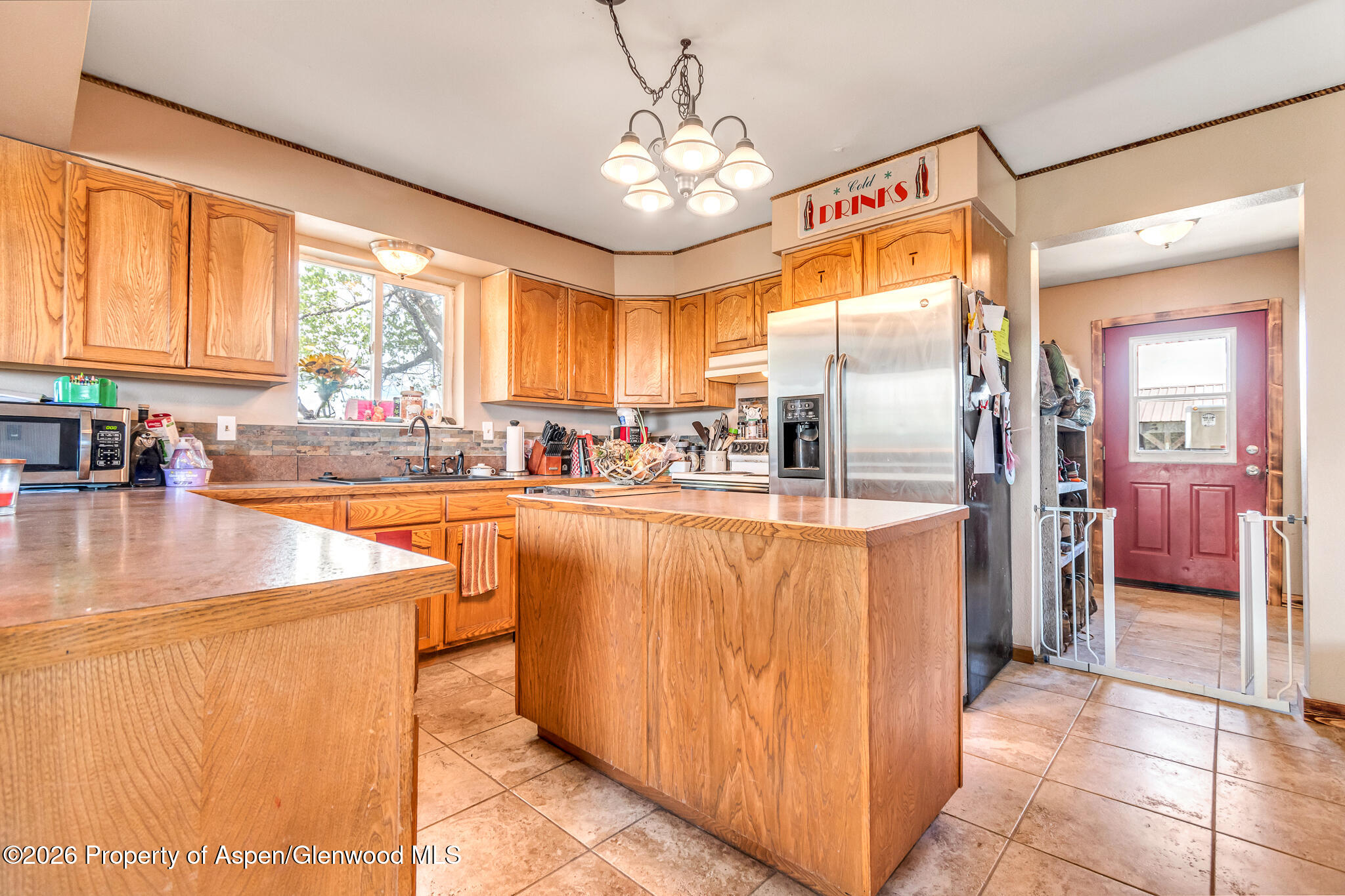 582 1600 Road Delta CO 81416