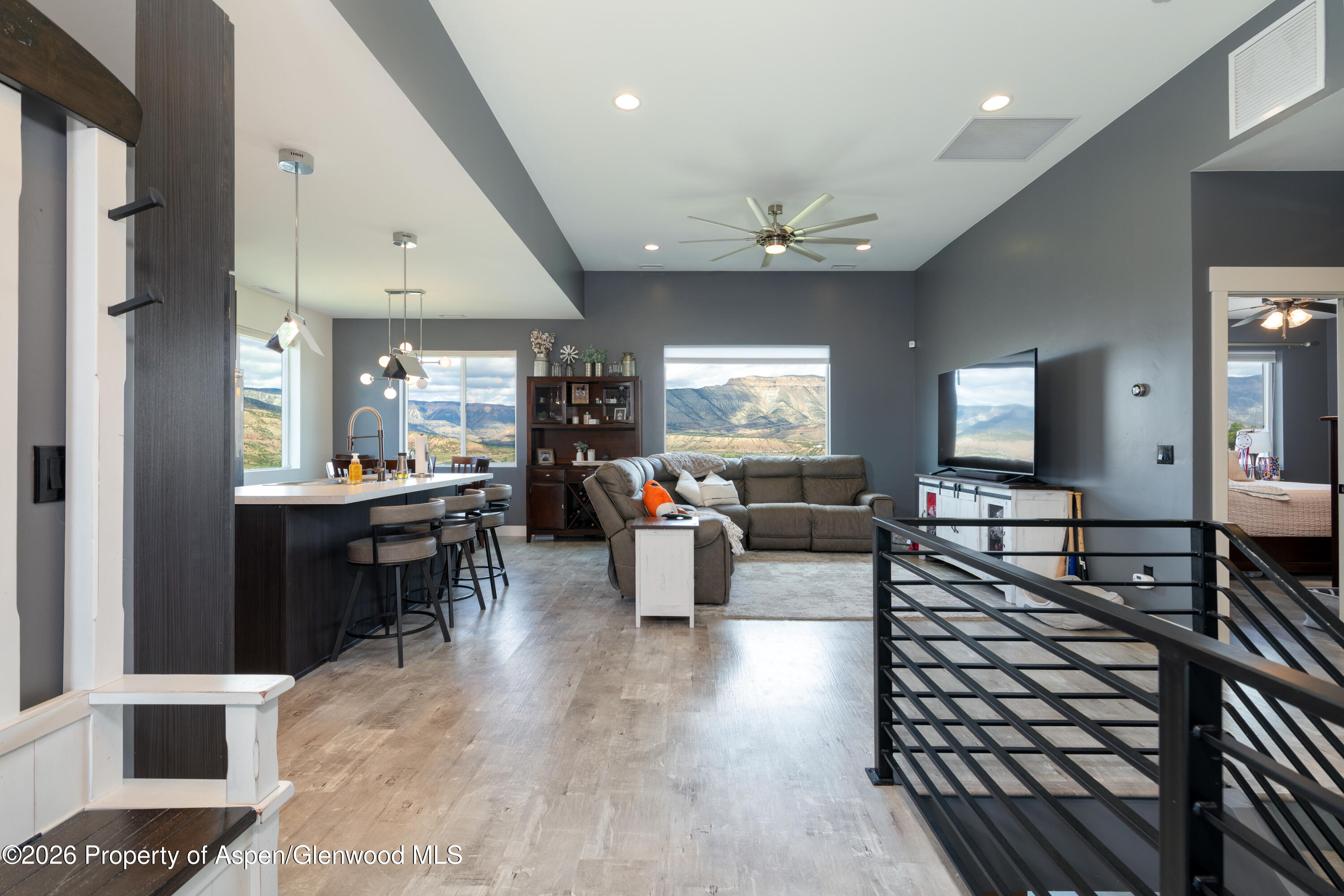 47 Willow View Way Parachute CO 81635