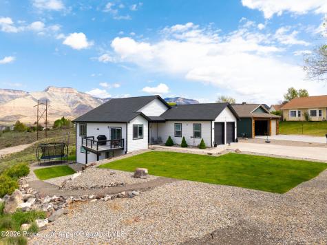 47 Willow View Way Parachute CO 81635