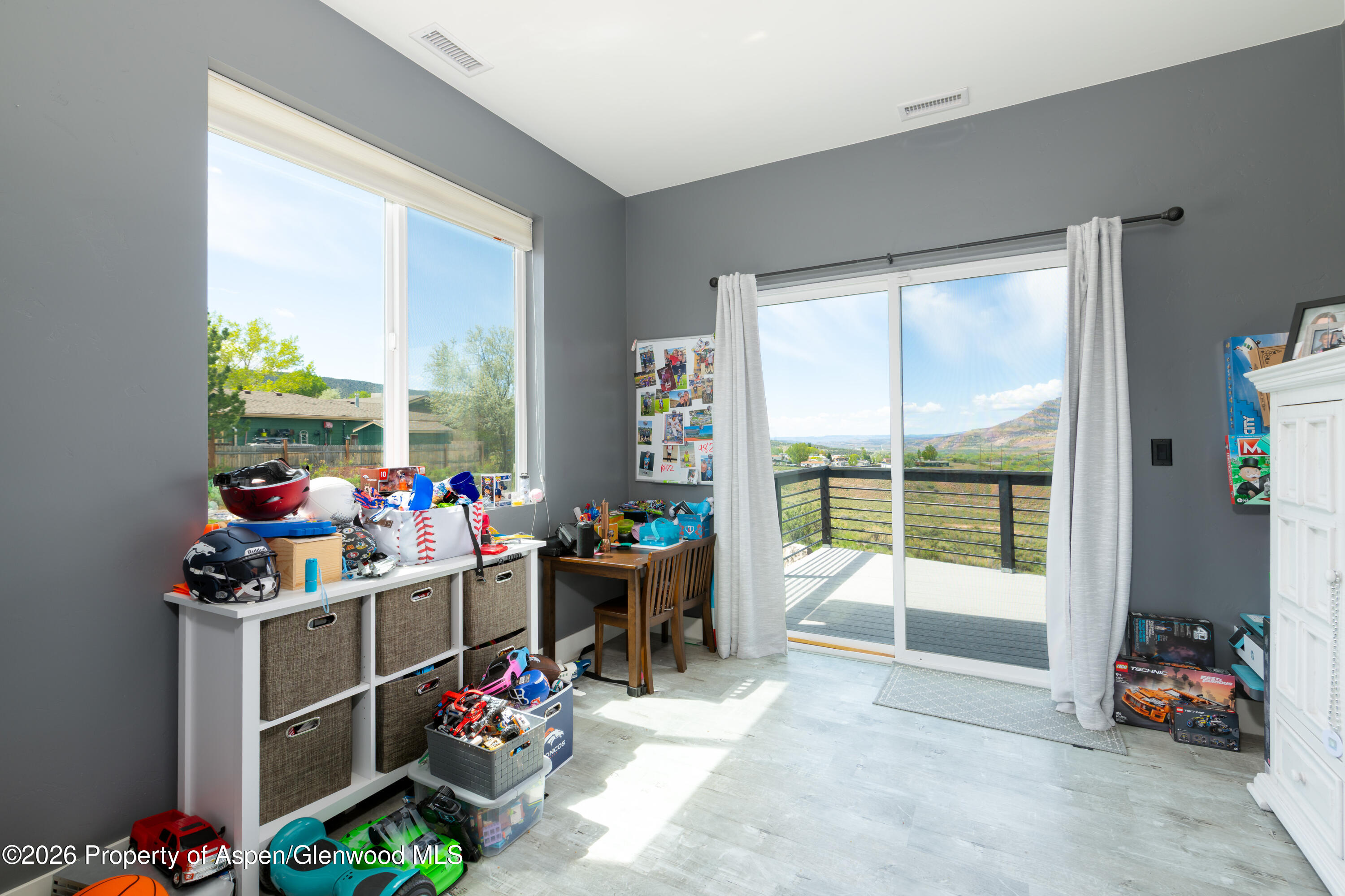 47 Willow View Way Parachute CO 81635