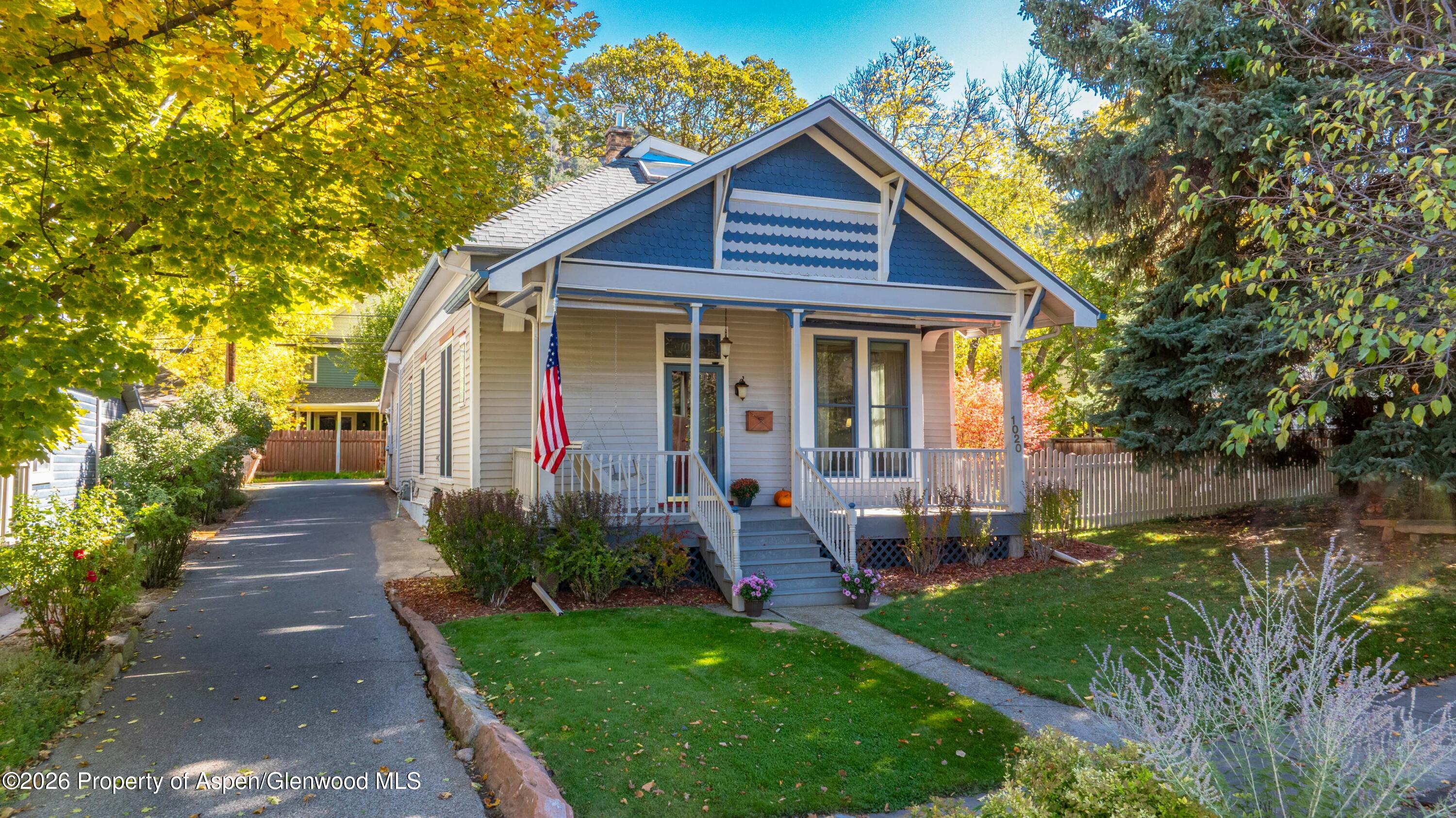 Glenwood Springs CO, 1020 Blake Avenue