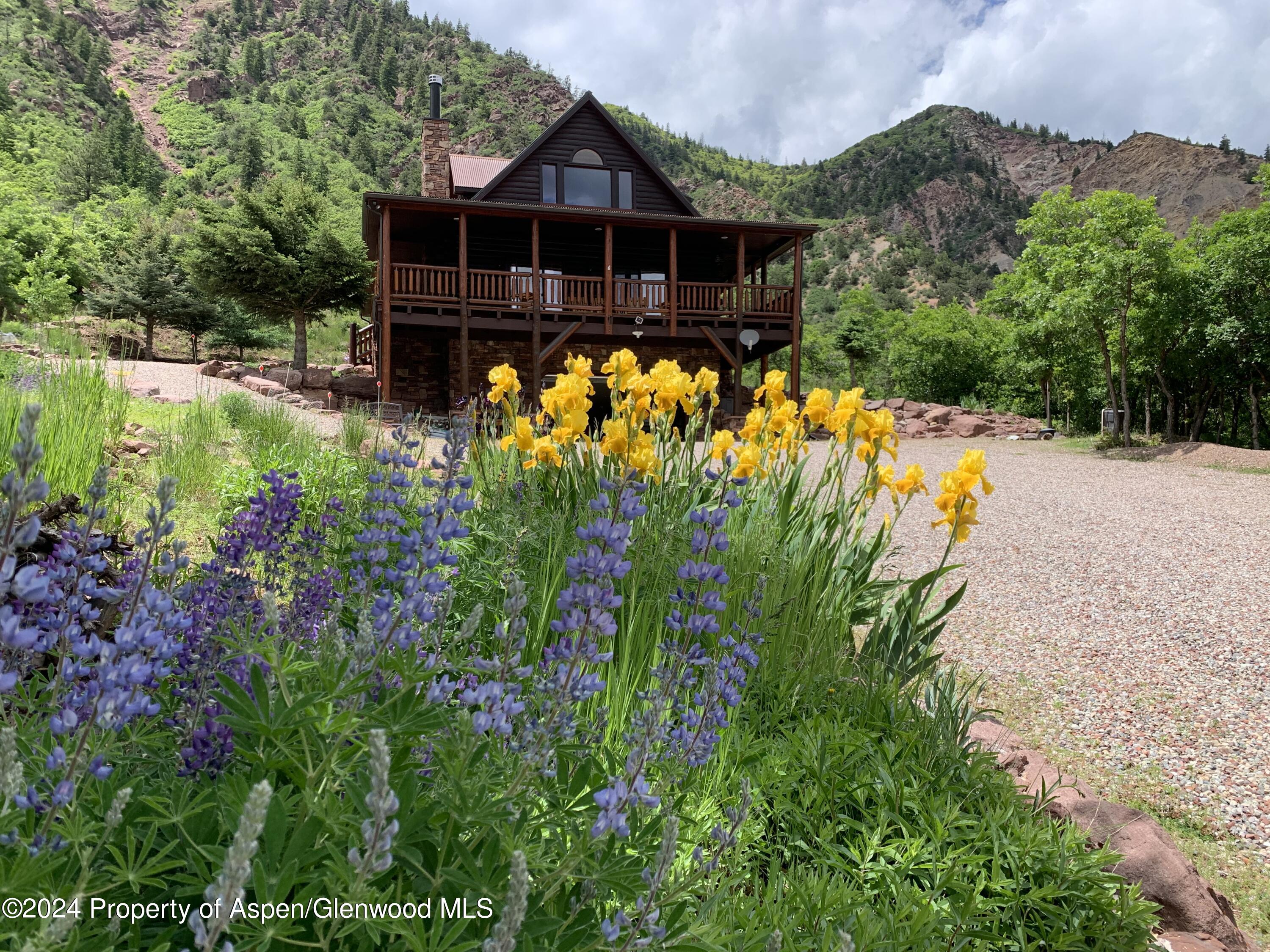 283 Cherokee Lane Carbondale CO 81623