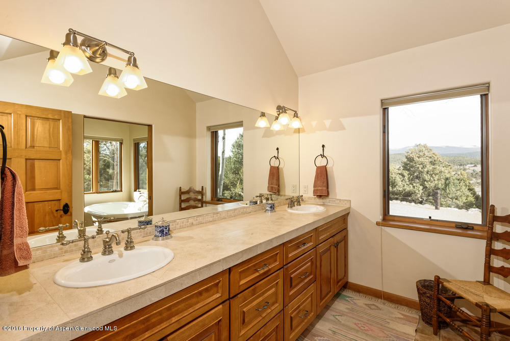 5365 County Road 100 Carbondale CO 81623