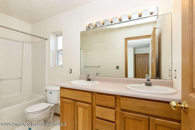 1608 Crawford Way Glenwood Springs CO 81601