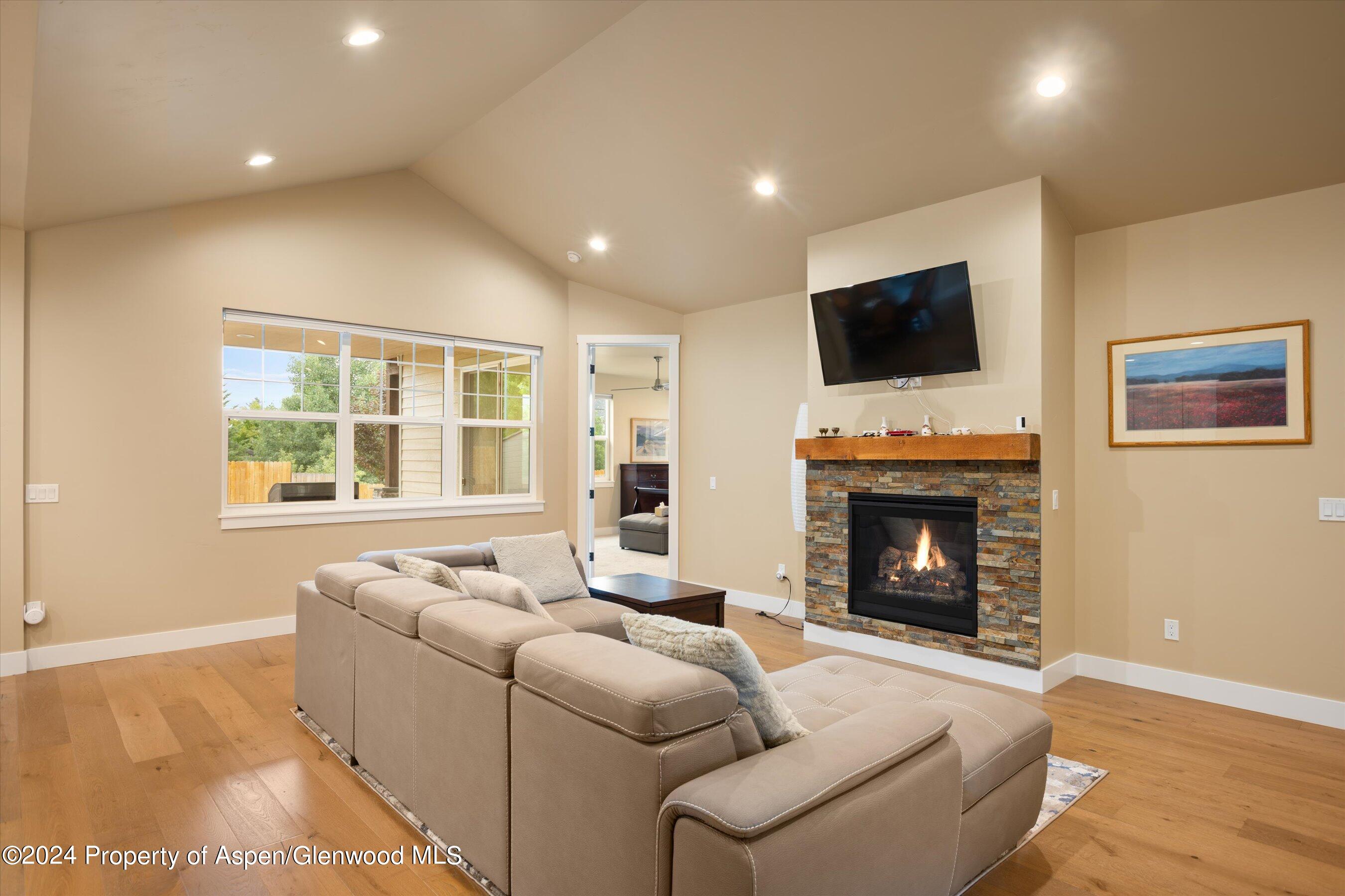 18 Mount Princeton New Castle CO 81647