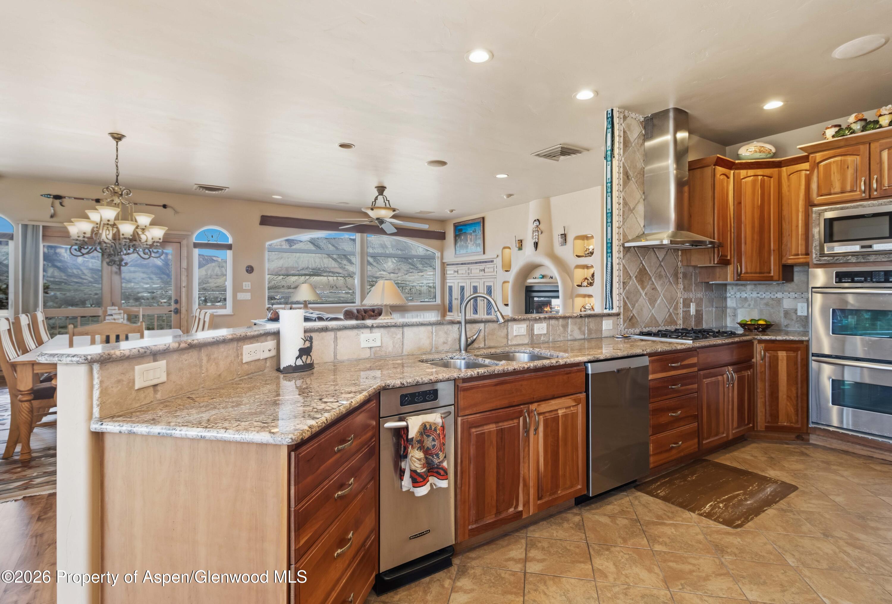 71 River View Place Parachute CO 81635