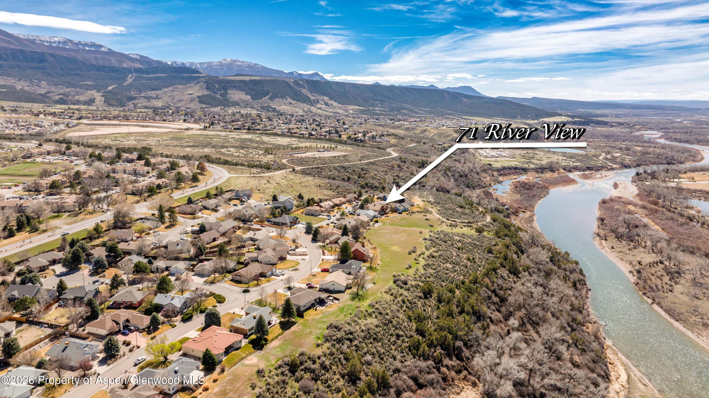 71 River View Place Parachute CO 81635