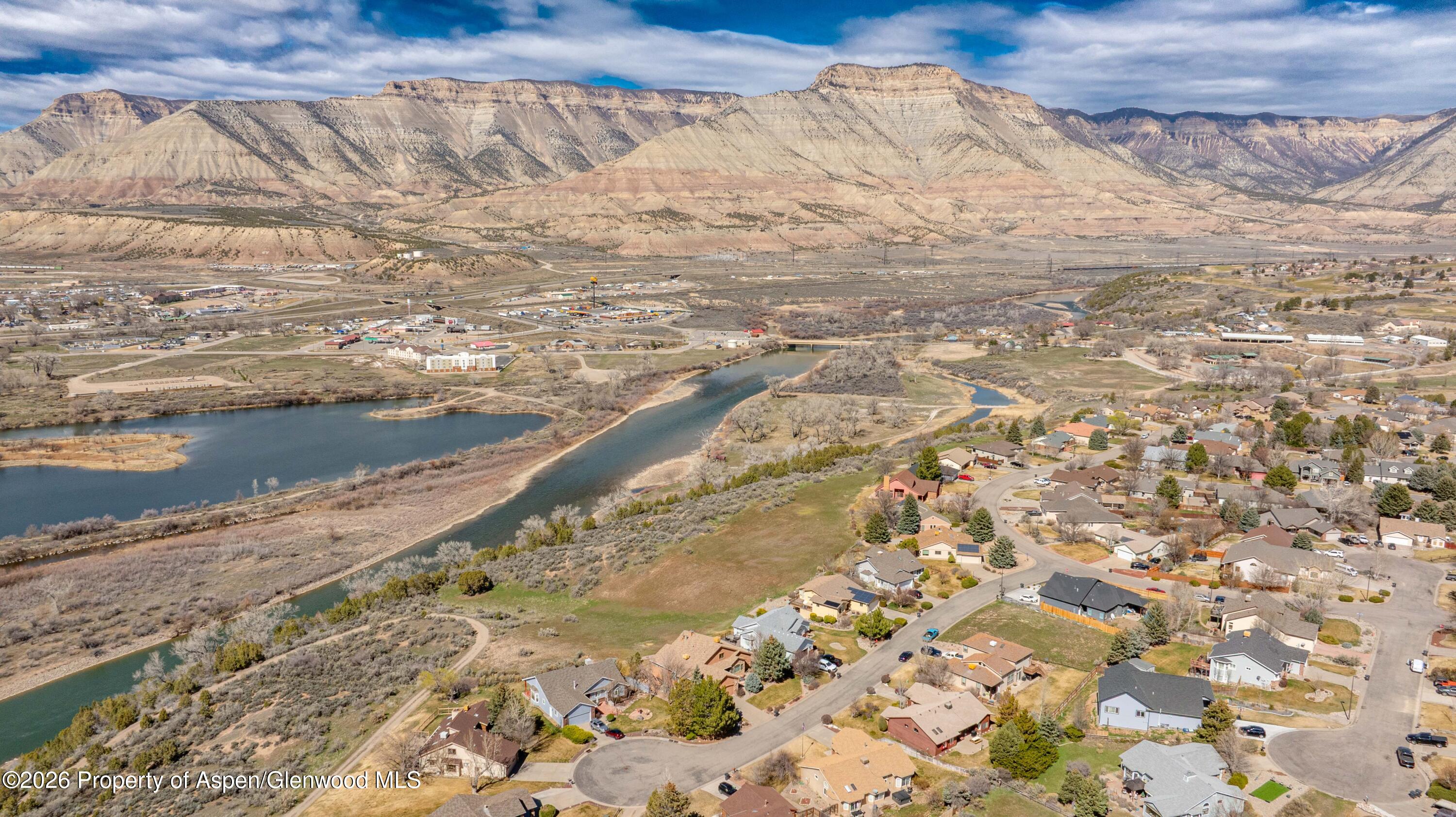 71 River View Place Parachute CO 81635