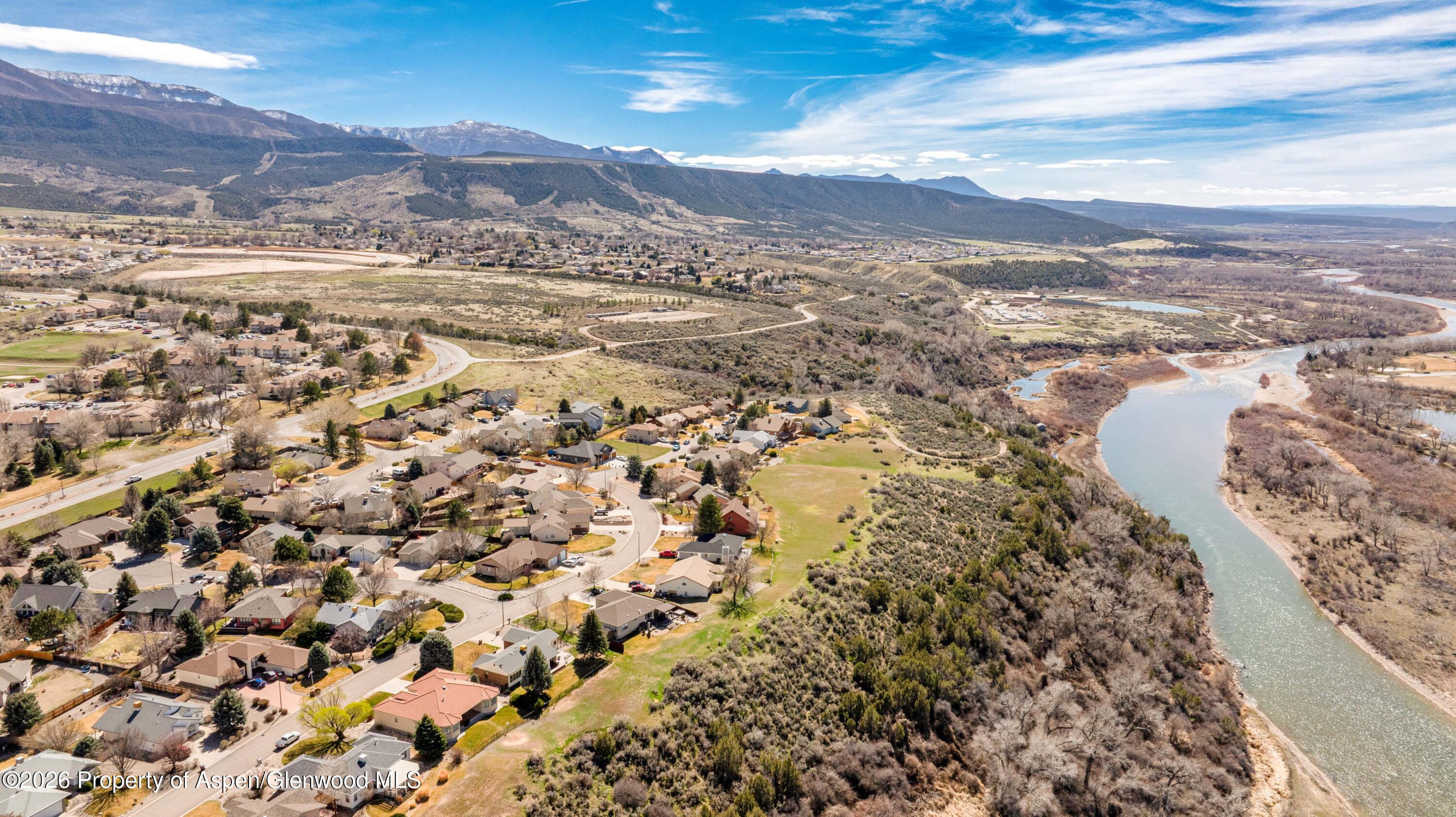 71 River View Place Parachute CO 81635