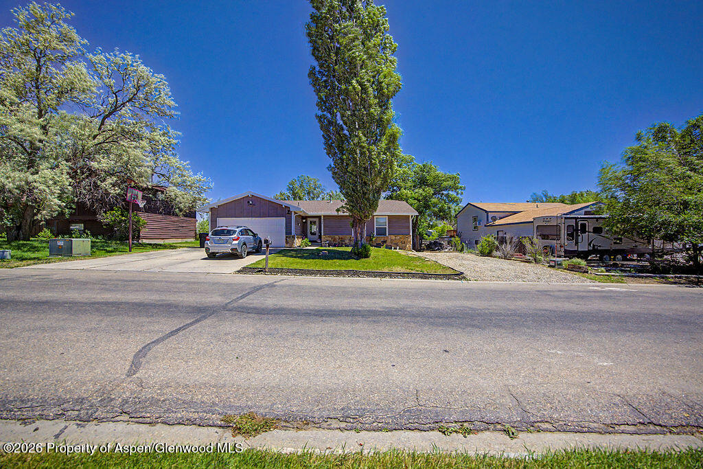735 Finley Lane Craig CO 81625