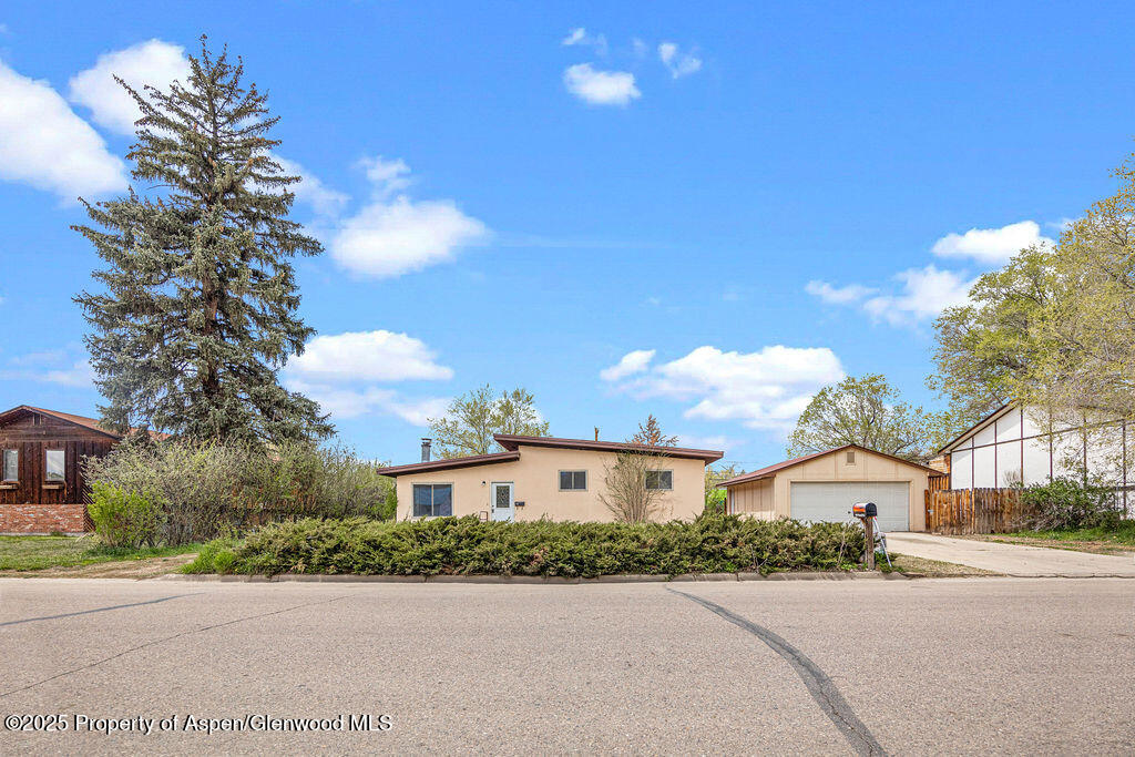 860 Russell Street Craig CO 81625