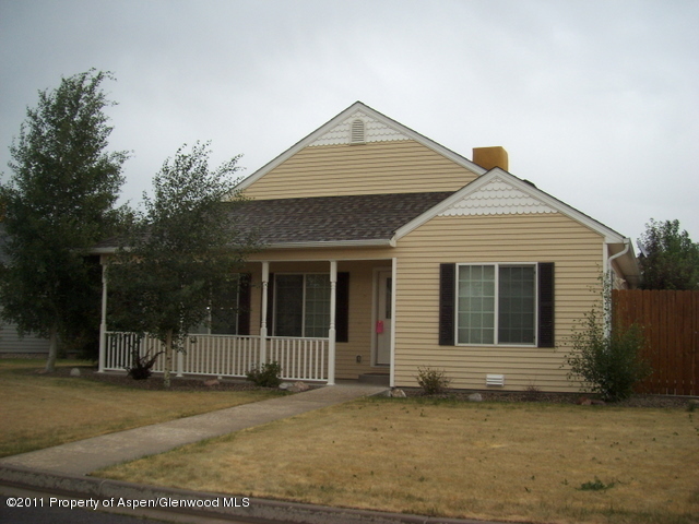 319 Columbine Drive Rifle CO 81650