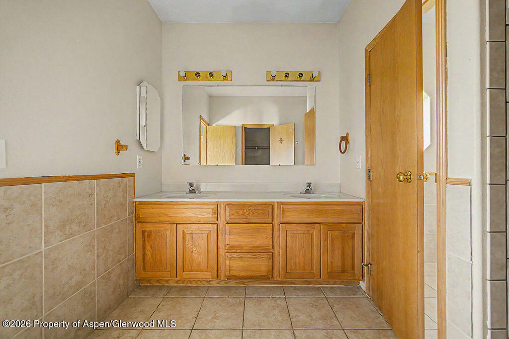 42450 Mcguire Lane Hayden CO 81639