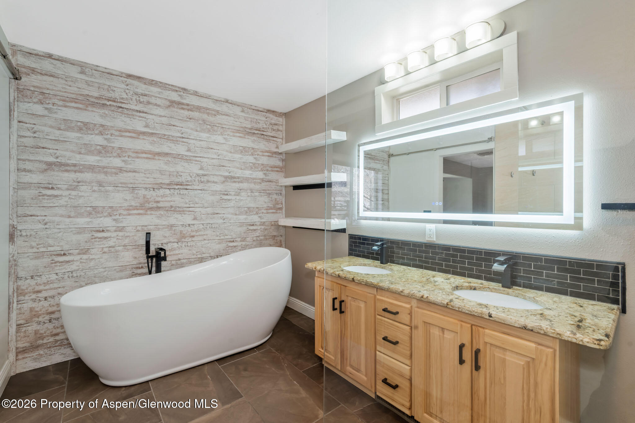 997 E 10th Street Craig CO 81625