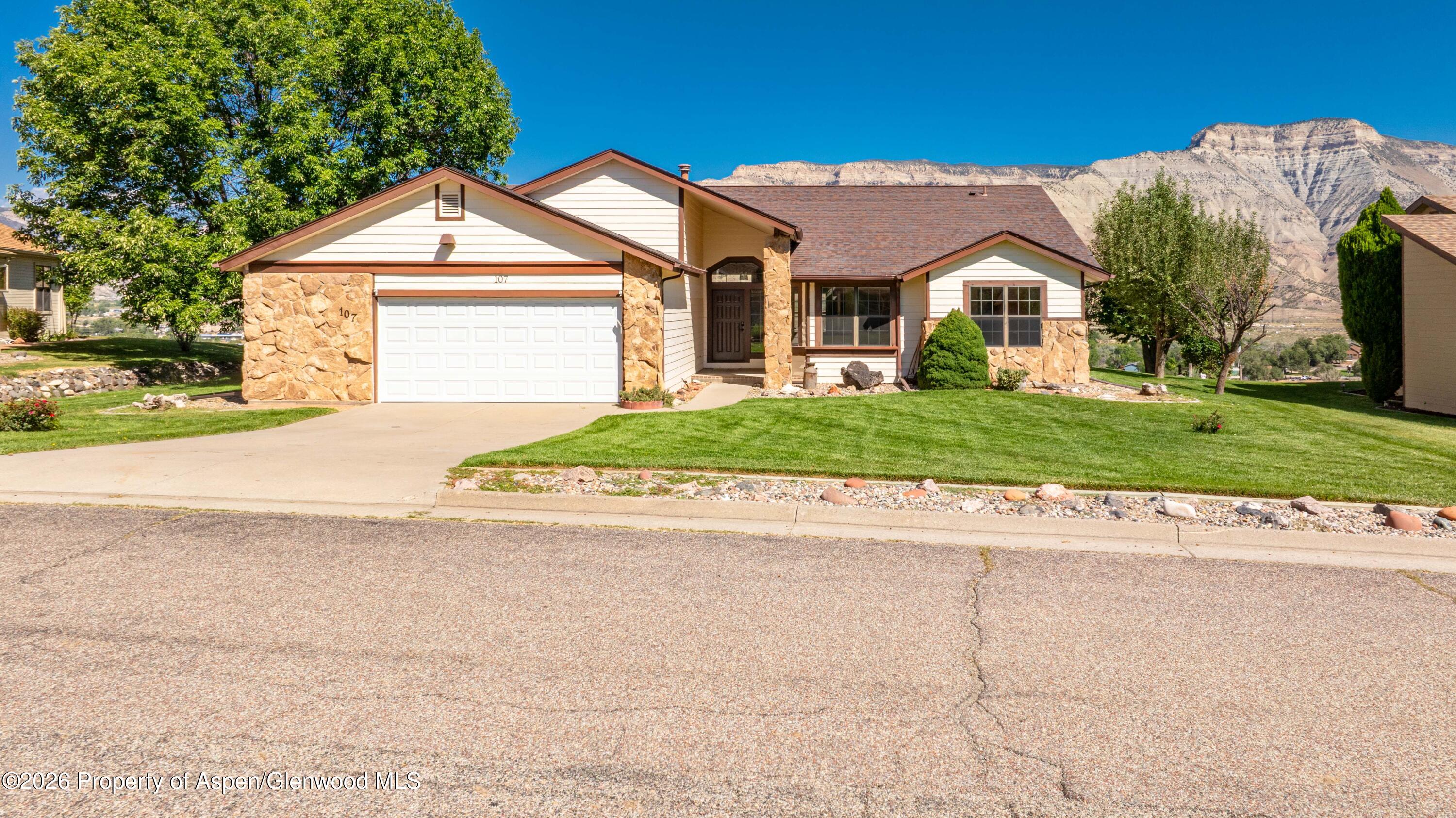 107 Willow Creek Trail Parachute CO 81635