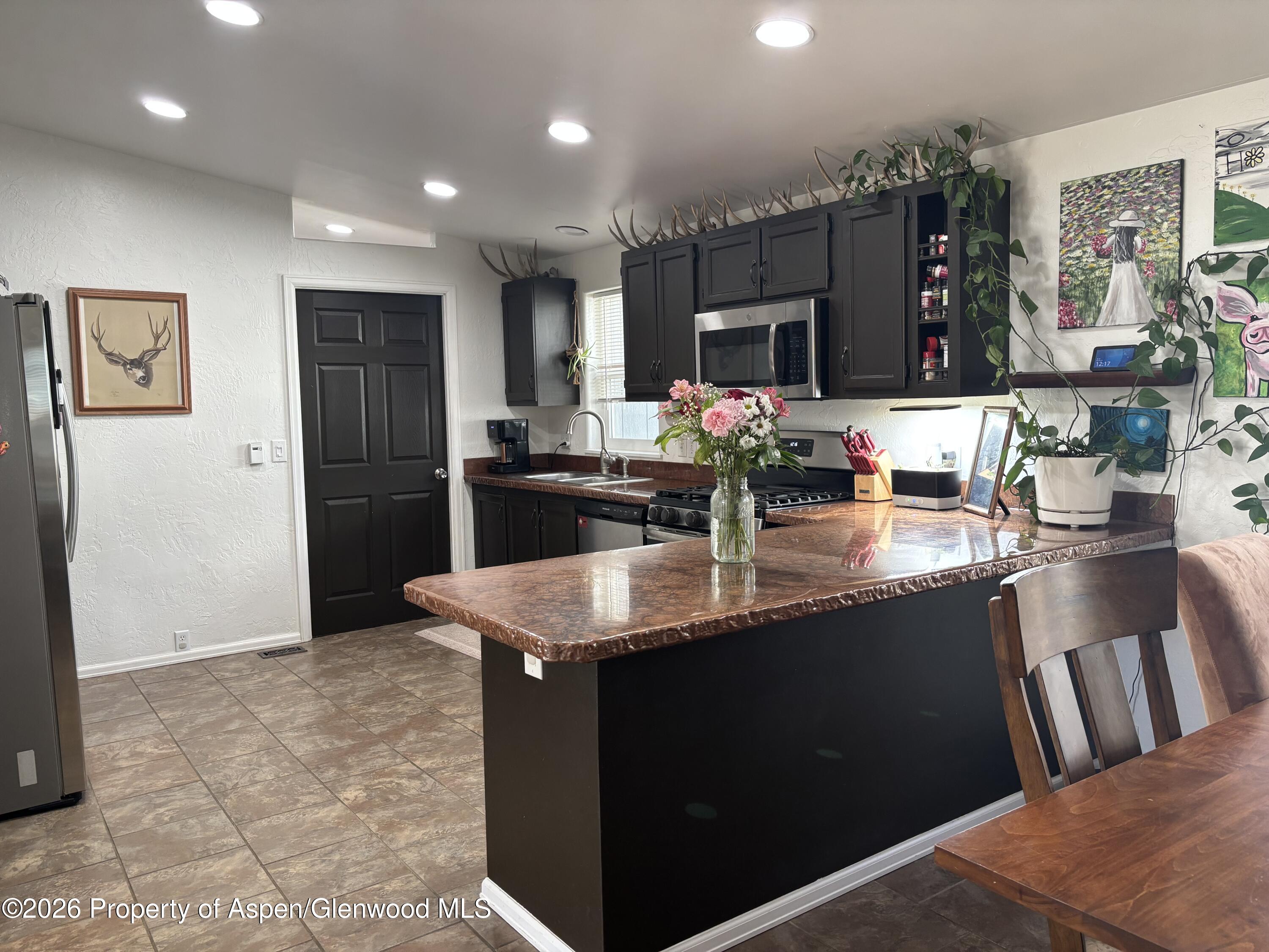 106 Cedar Circle Parachute CO 81635