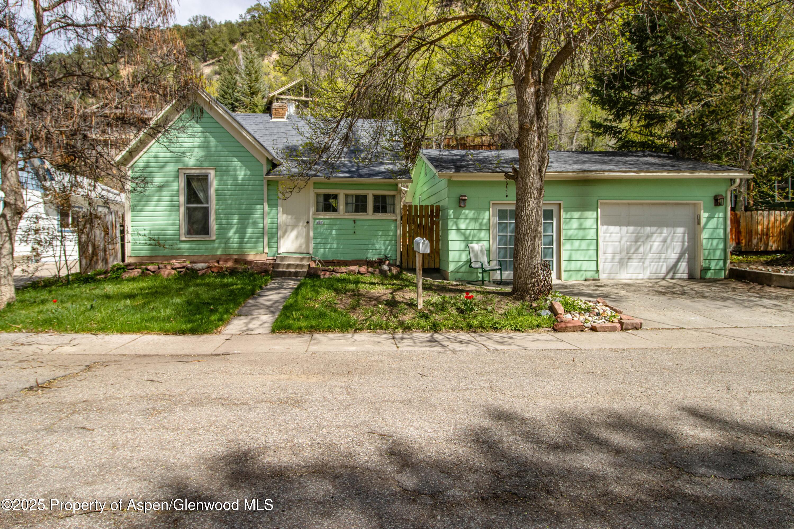 824 Lincoln Avenue Glenwood Springs CO 81601