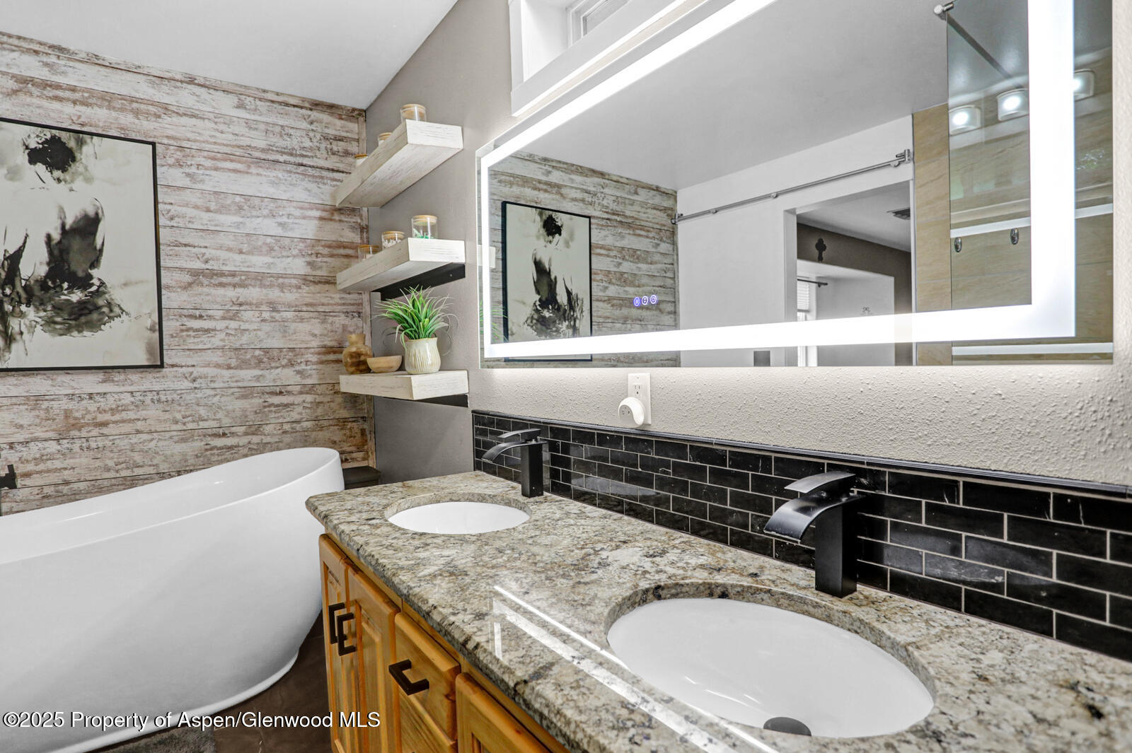 997 E 10th Street Craig CO 81625