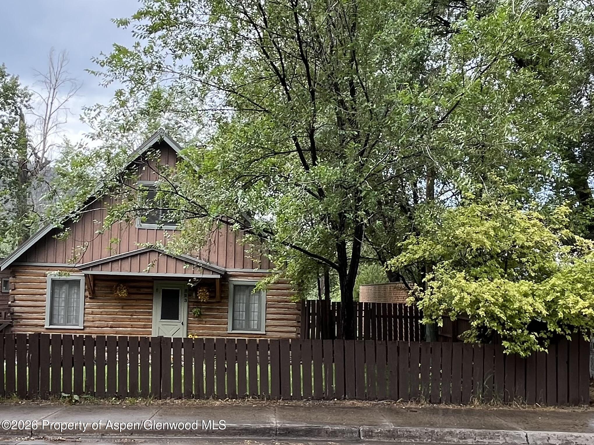 New Castle CO, 223 N 7th Street