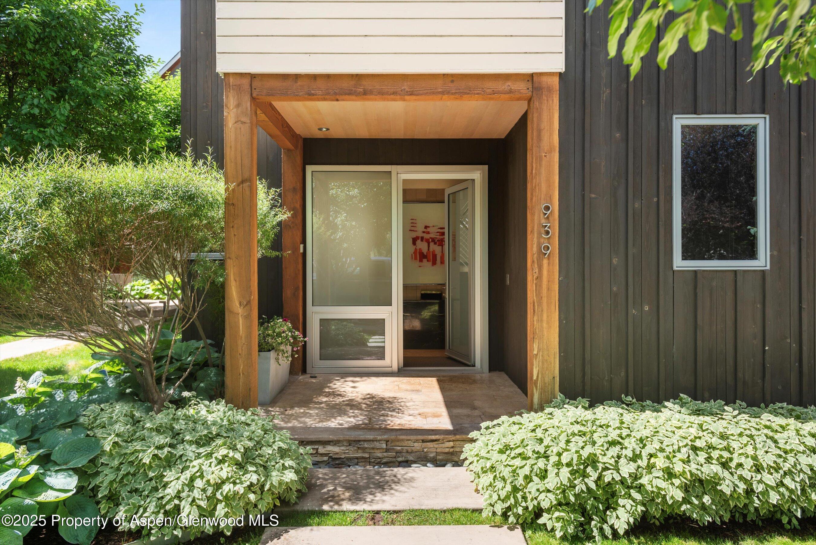 939 E Cooper Avenue Aspen CO 81611