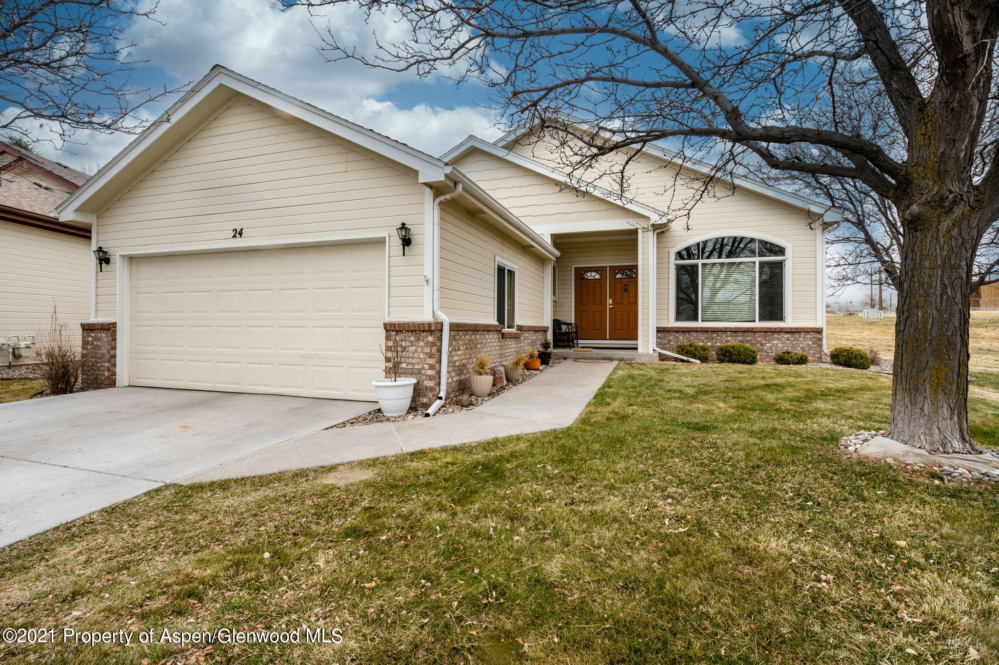 24 Larkspur Place Parachute CO 81635