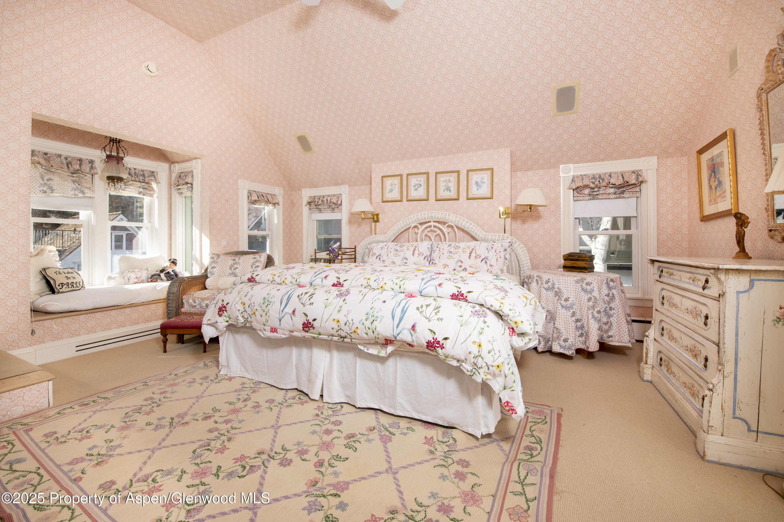 715 W Smuggler Street Aspen CO 81611