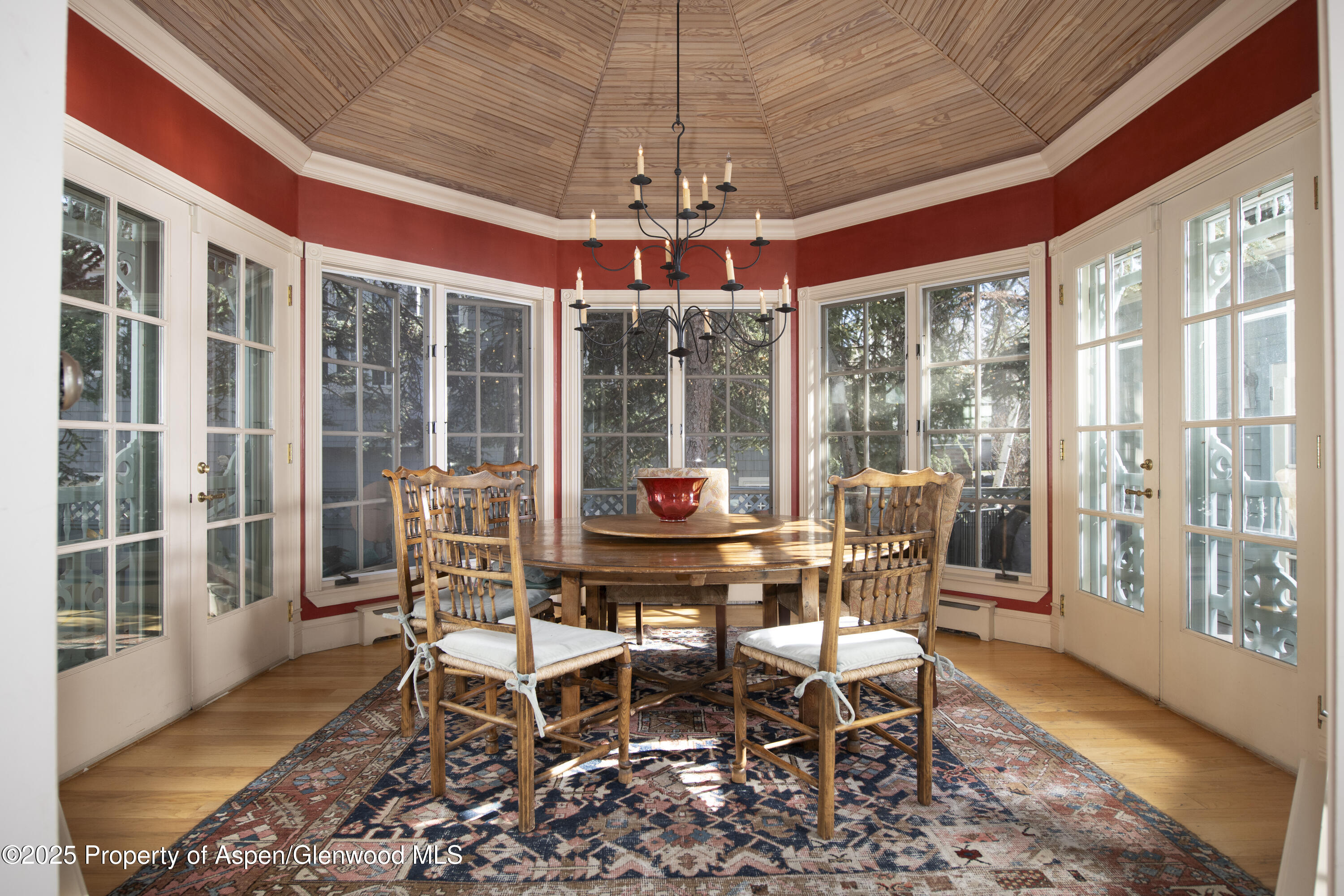 715 W Smuggler Street Aspen CO 81611