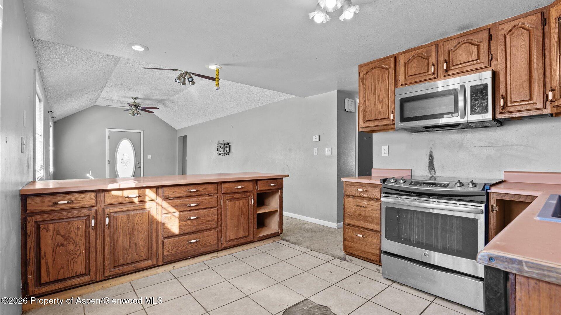 109 E 12th Street Rifle CO 81650