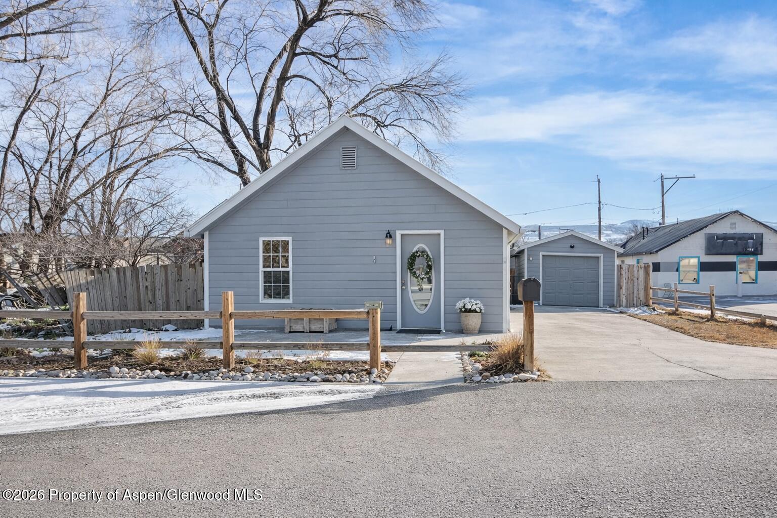 109 E 12th Street Rifle CO 81650