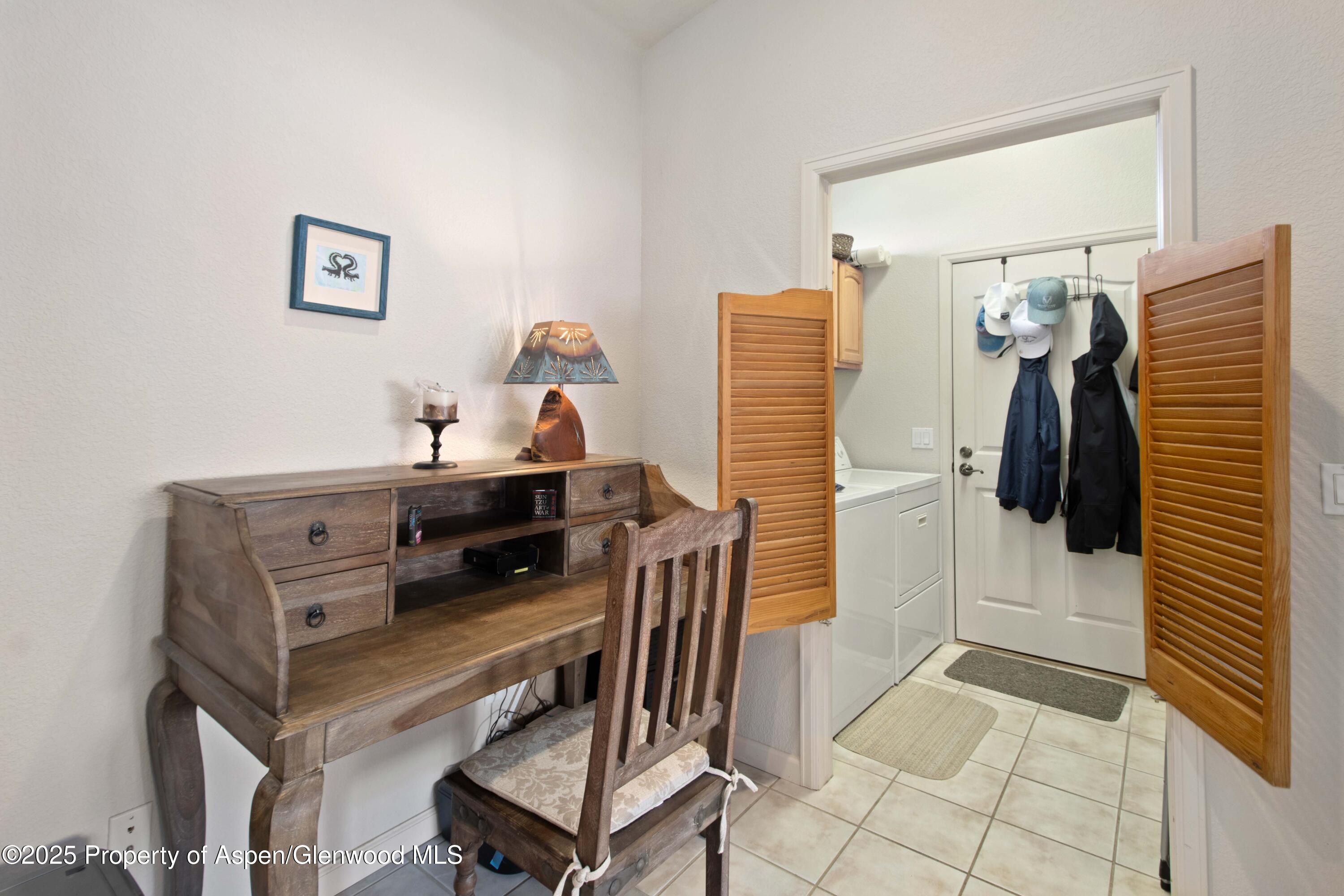 74 Hogan Circle Parachute CO 81635