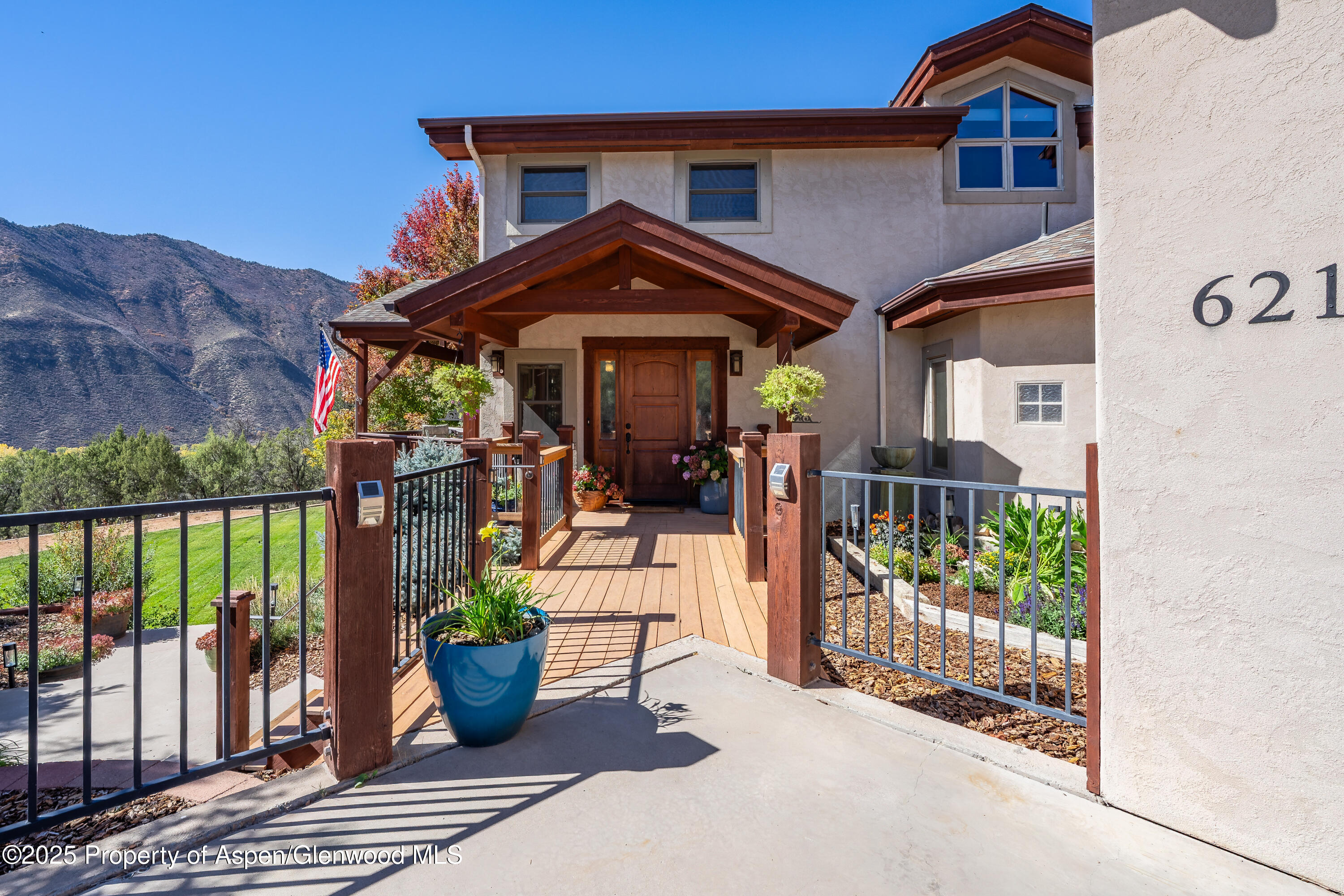 621 Elk Run Road New Castle CO 81647