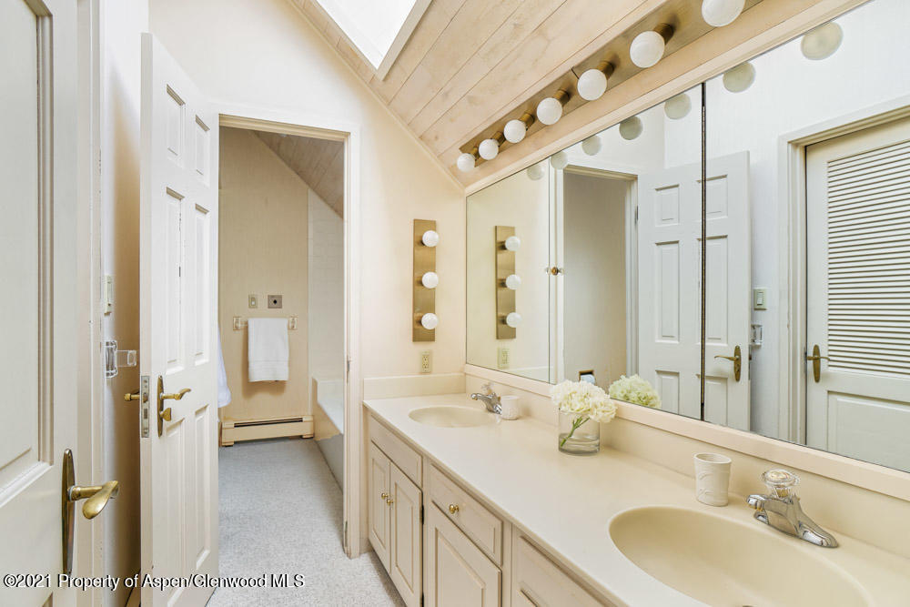 450 W Tiehack Road Aspen CO 81611