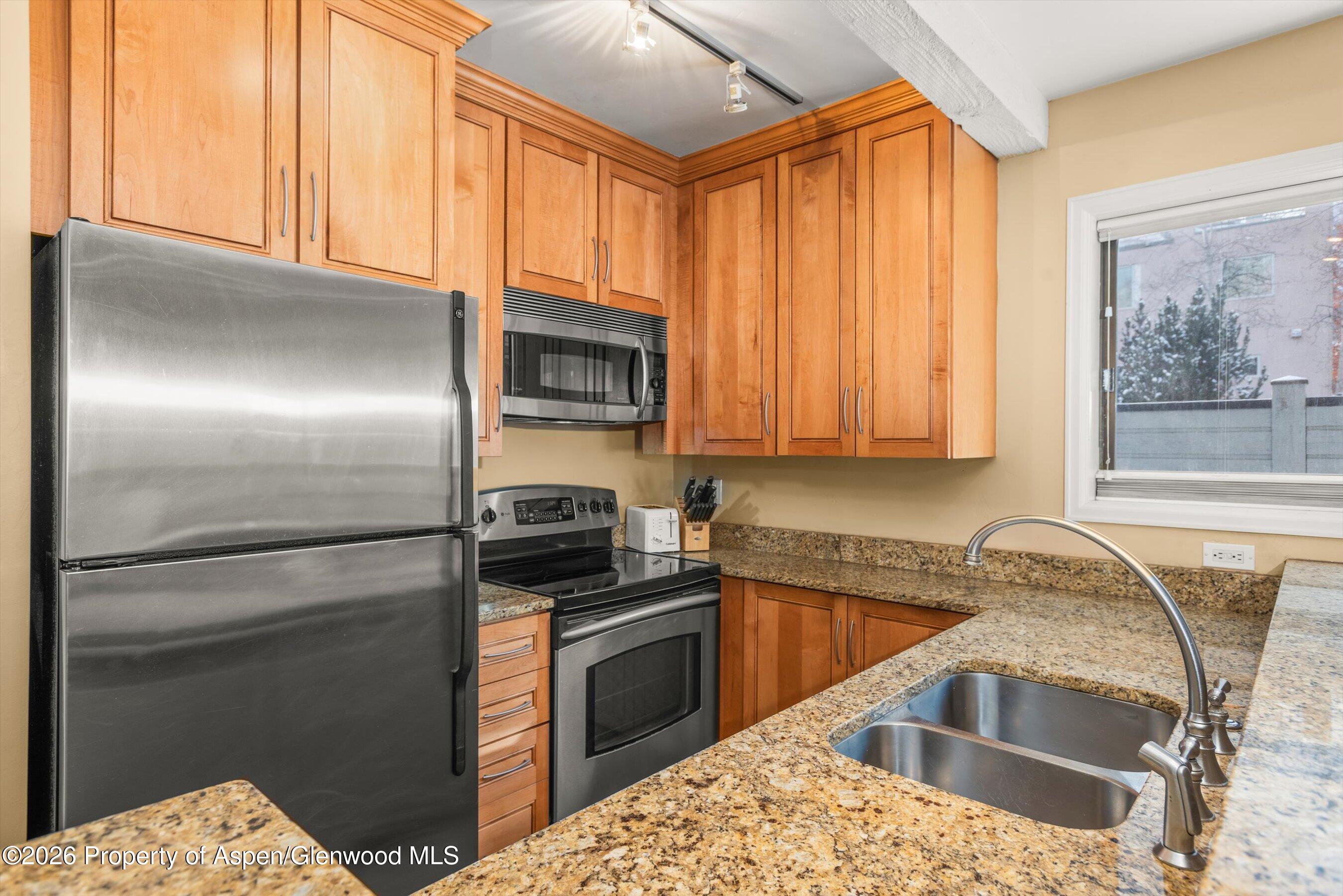 709 E Main Street Aspen CO 81611