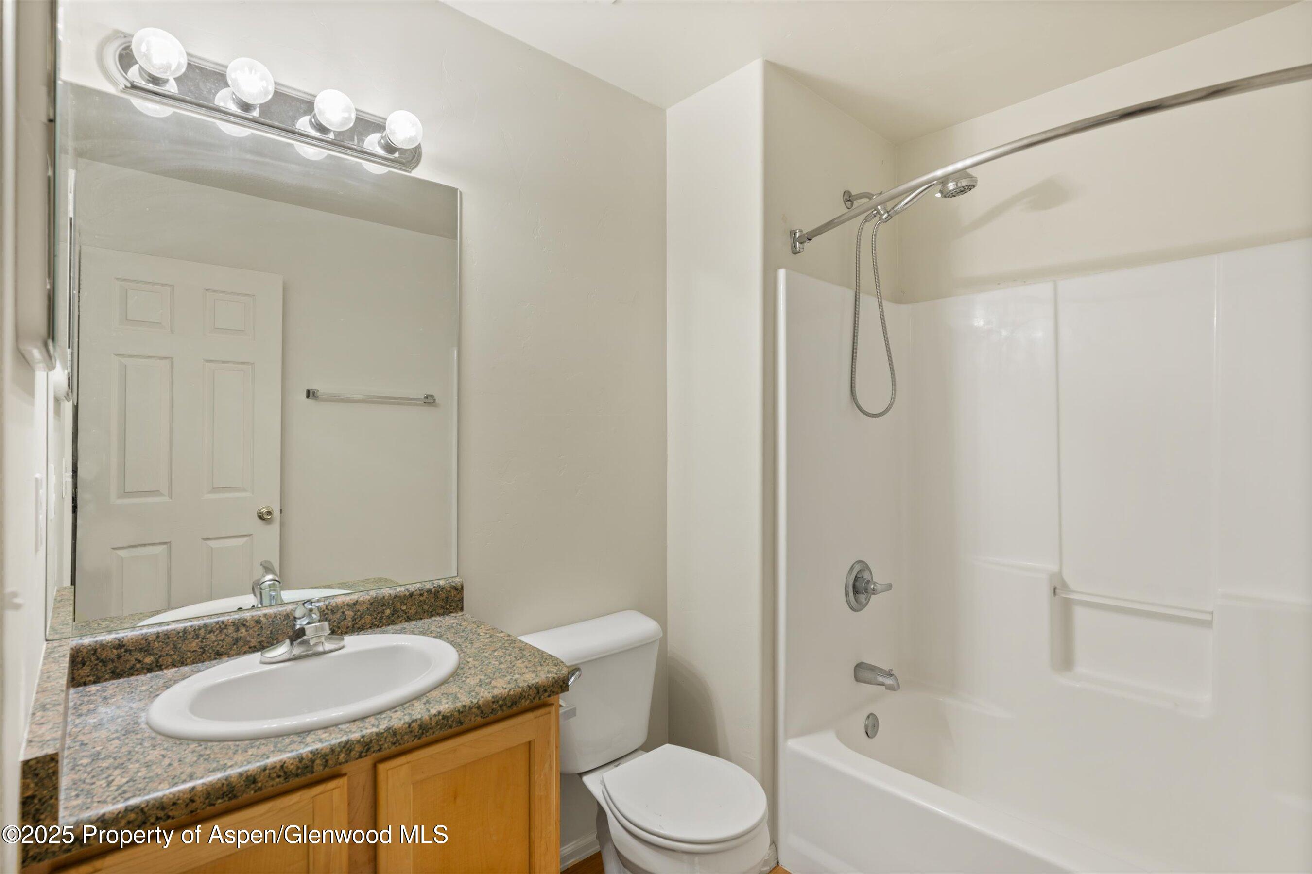 2420 Pioneer Way Rifle CO 81650