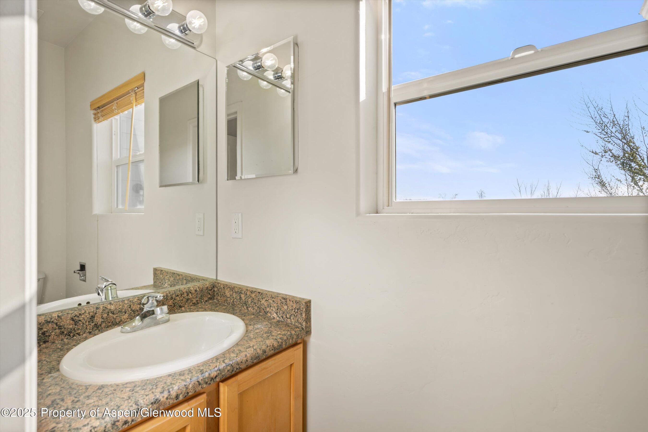 2420 Pioneer Way Rifle CO 81650