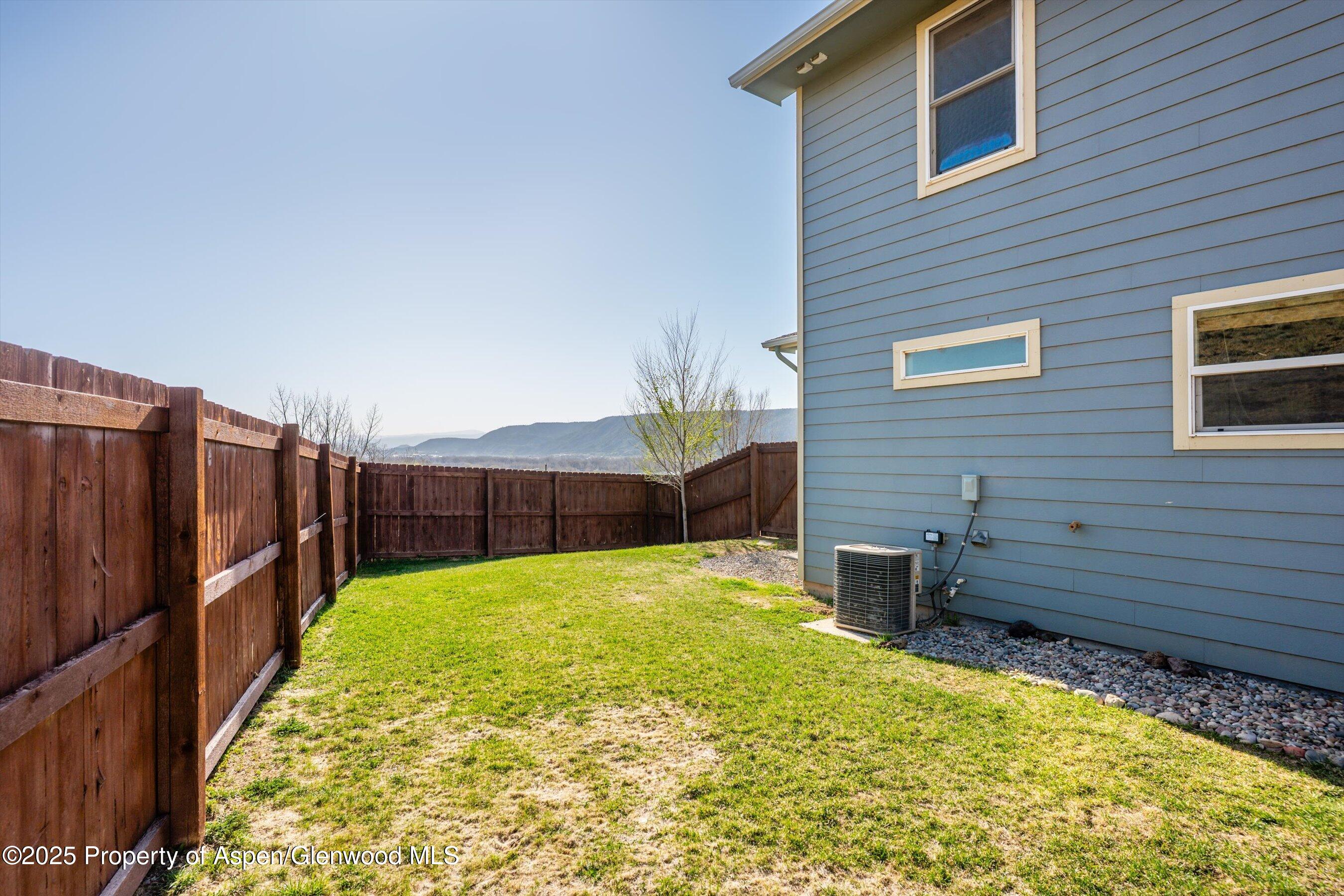 2420 Pioneer Way Rifle CO 81650