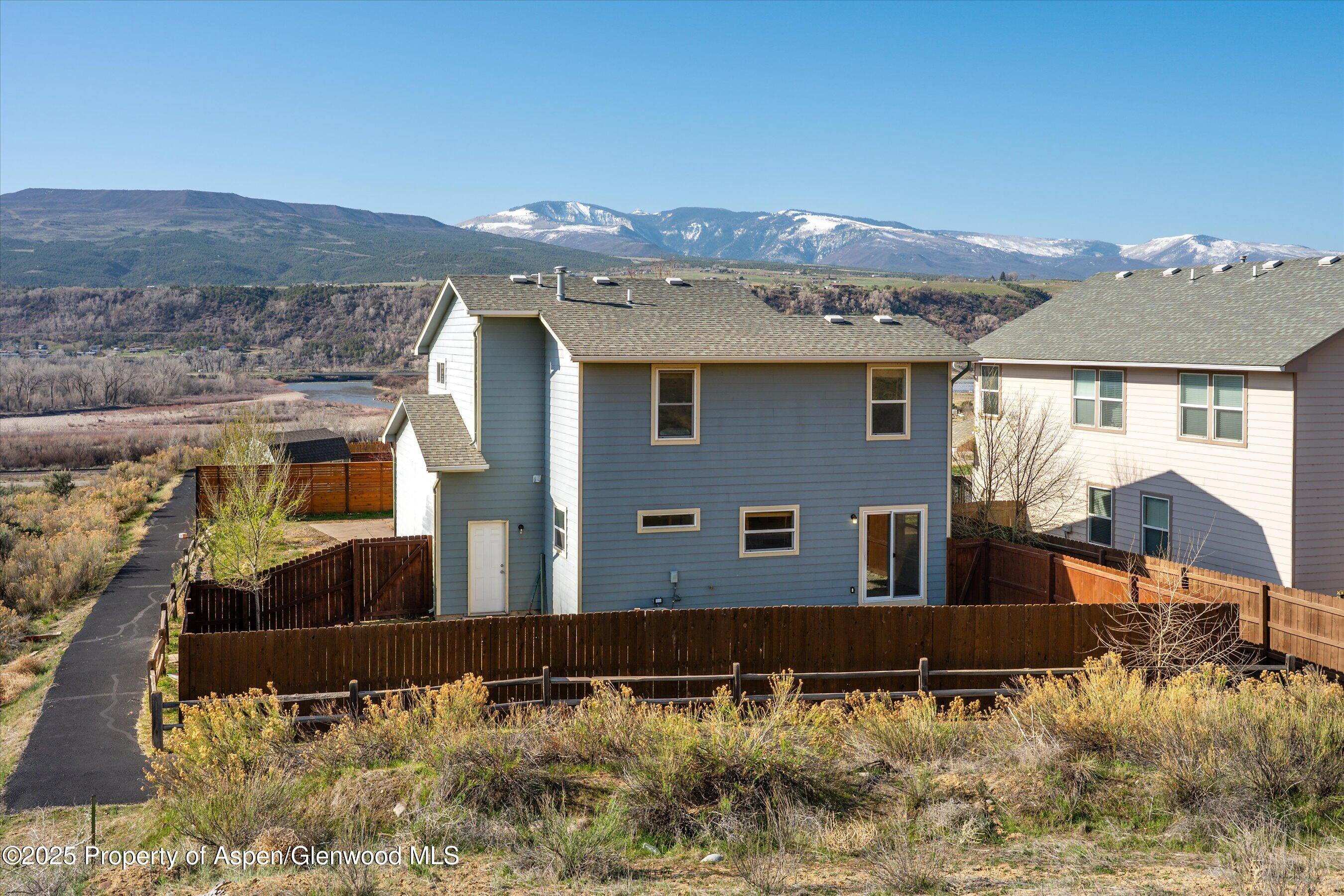 2420 Pioneer Way Rifle CO 81650