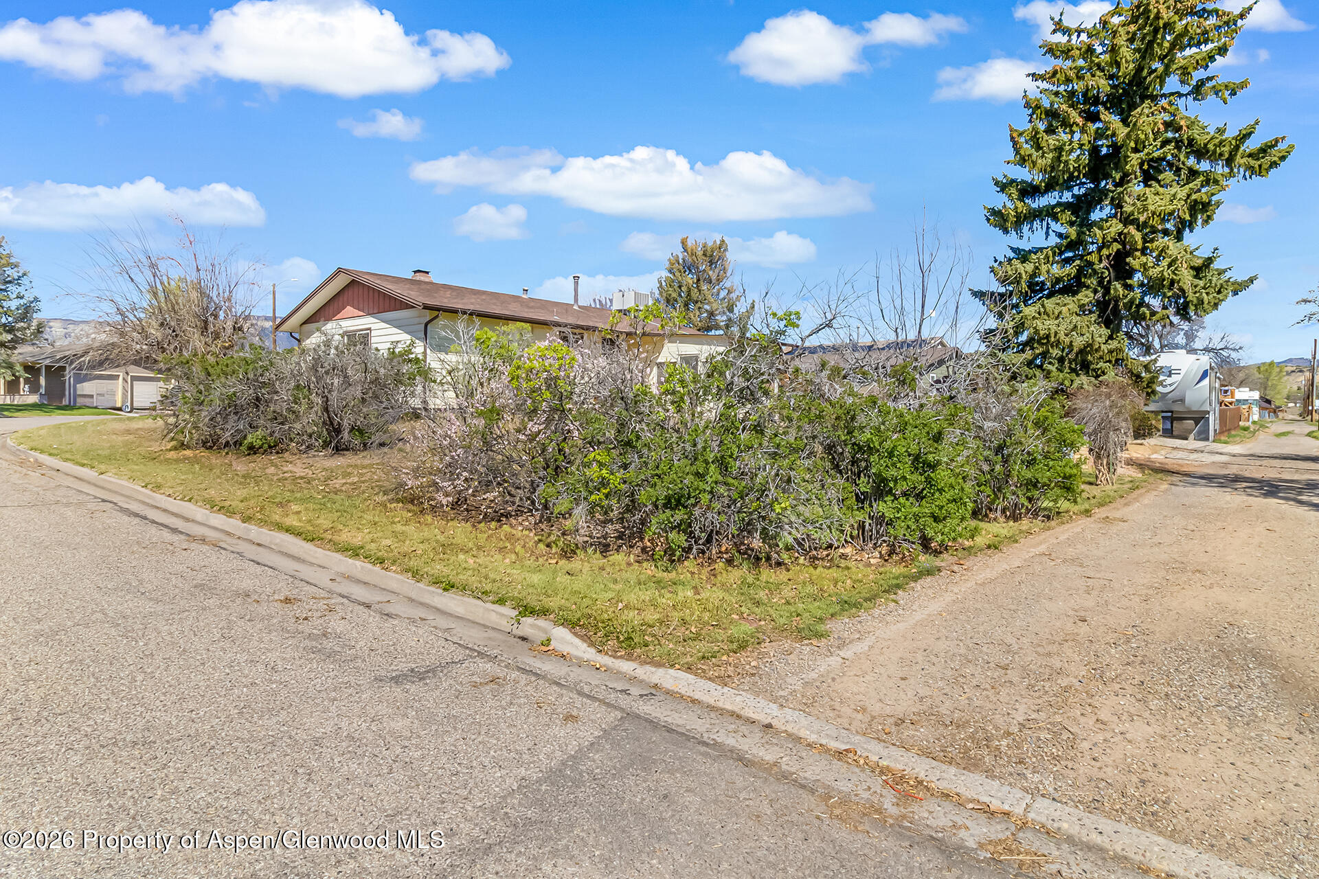 326 Will Avenue Rifle CO 81650