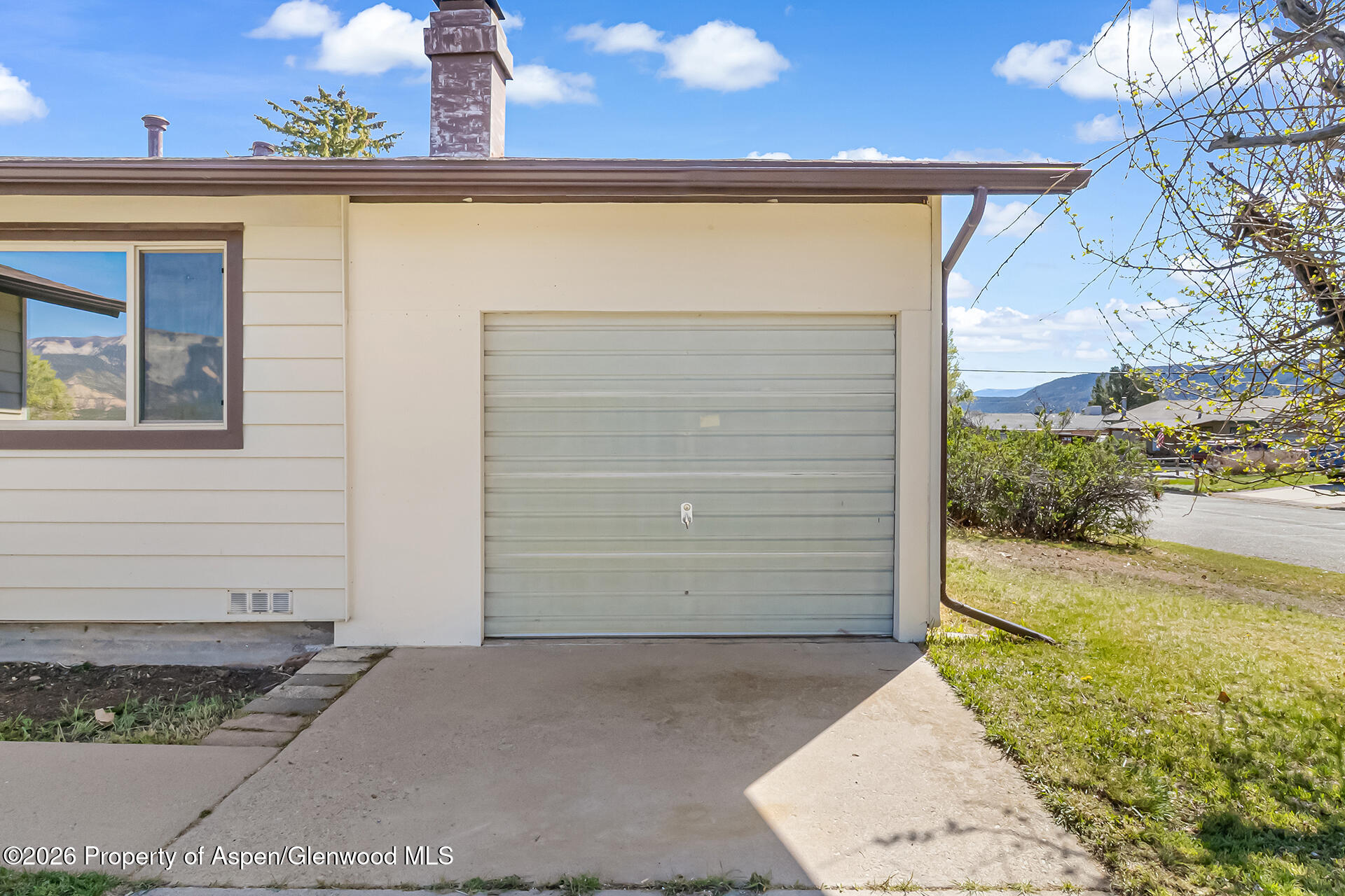 326 Will Avenue Rifle CO 81650