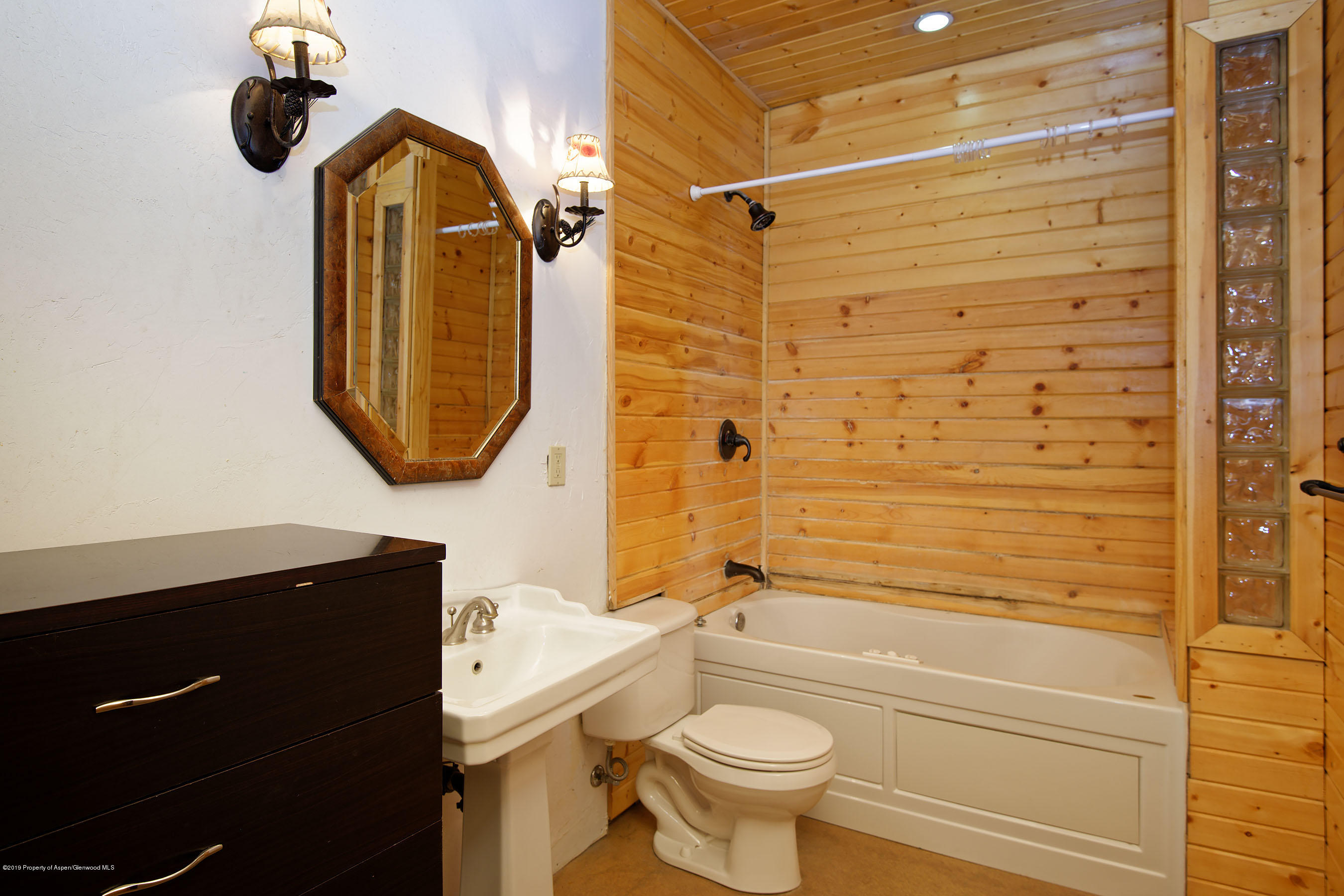 18 Aspen Village Aspen CO 81611