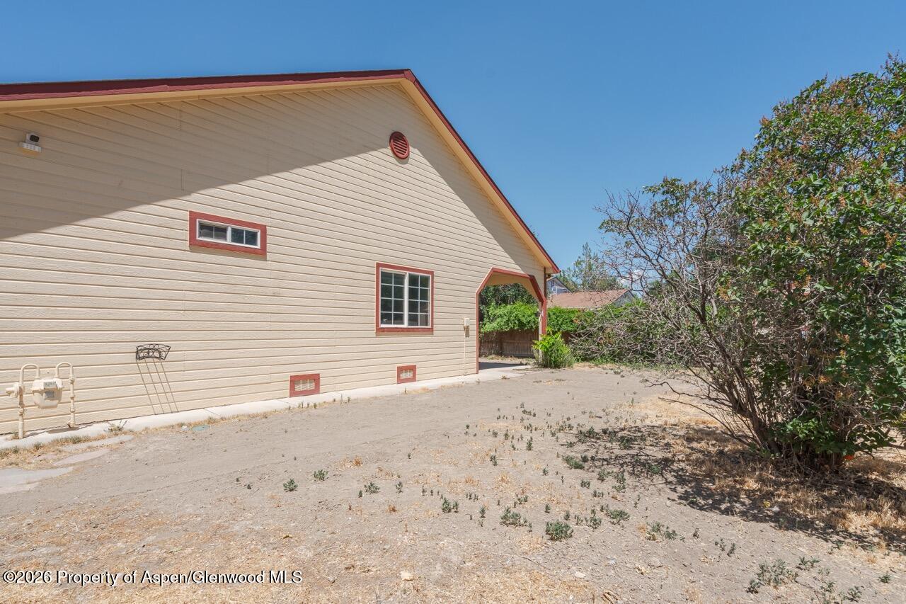 3228 F 1/4 Road Clifton CO 81520