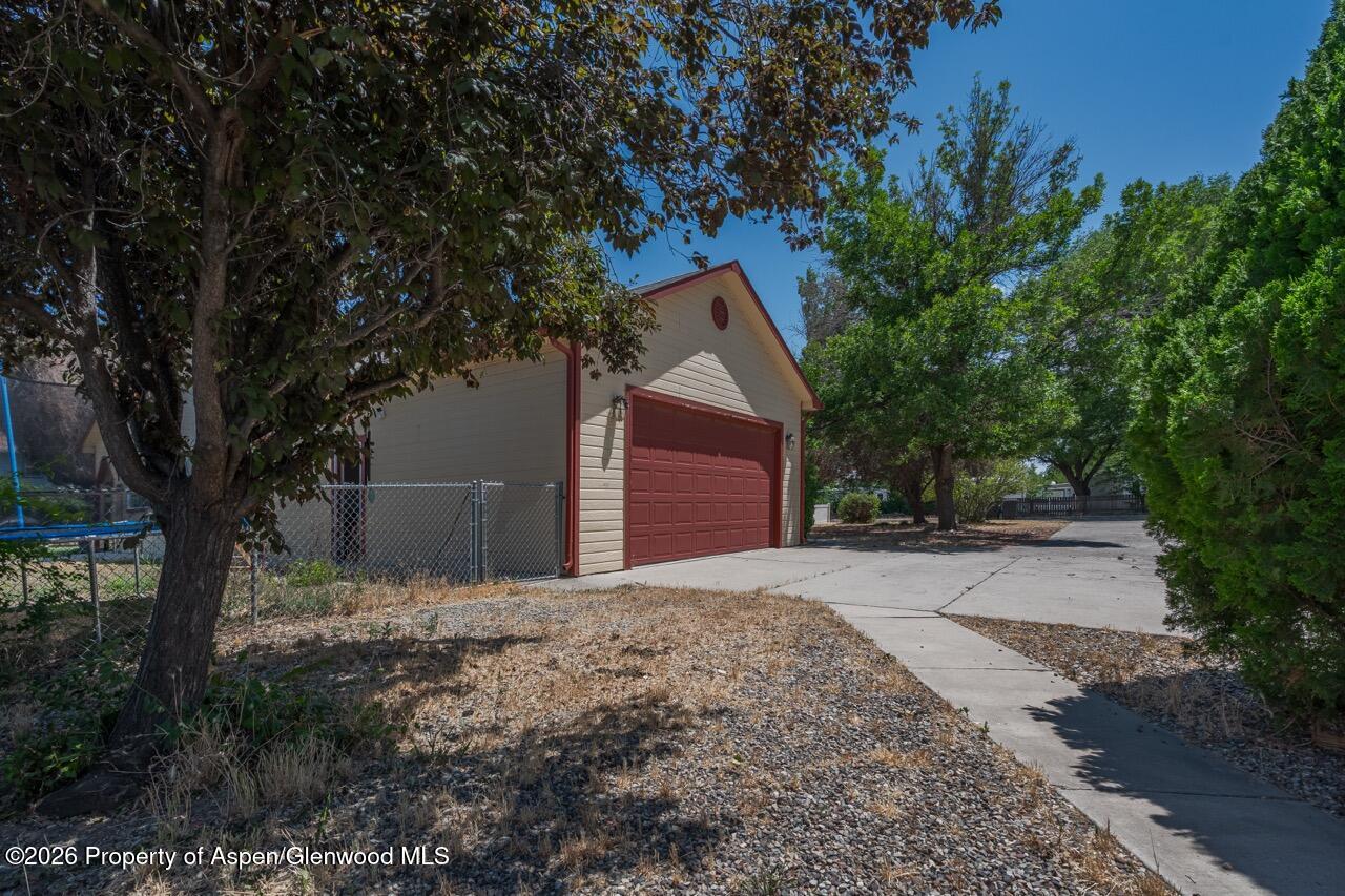 3228 F 1/4 Road Clifton CO 81520
