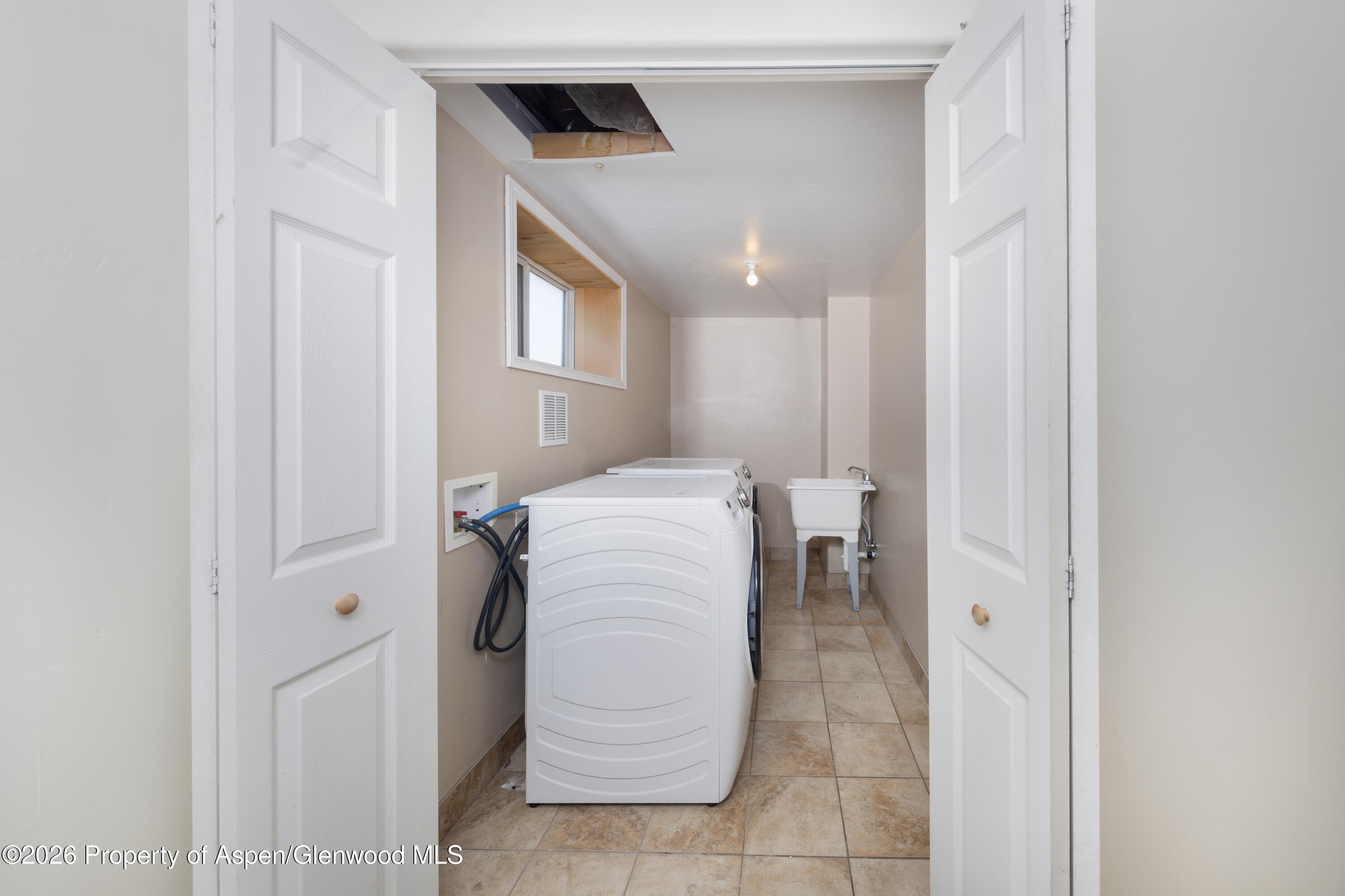 38 Apache Drive Gypsum CO 81637